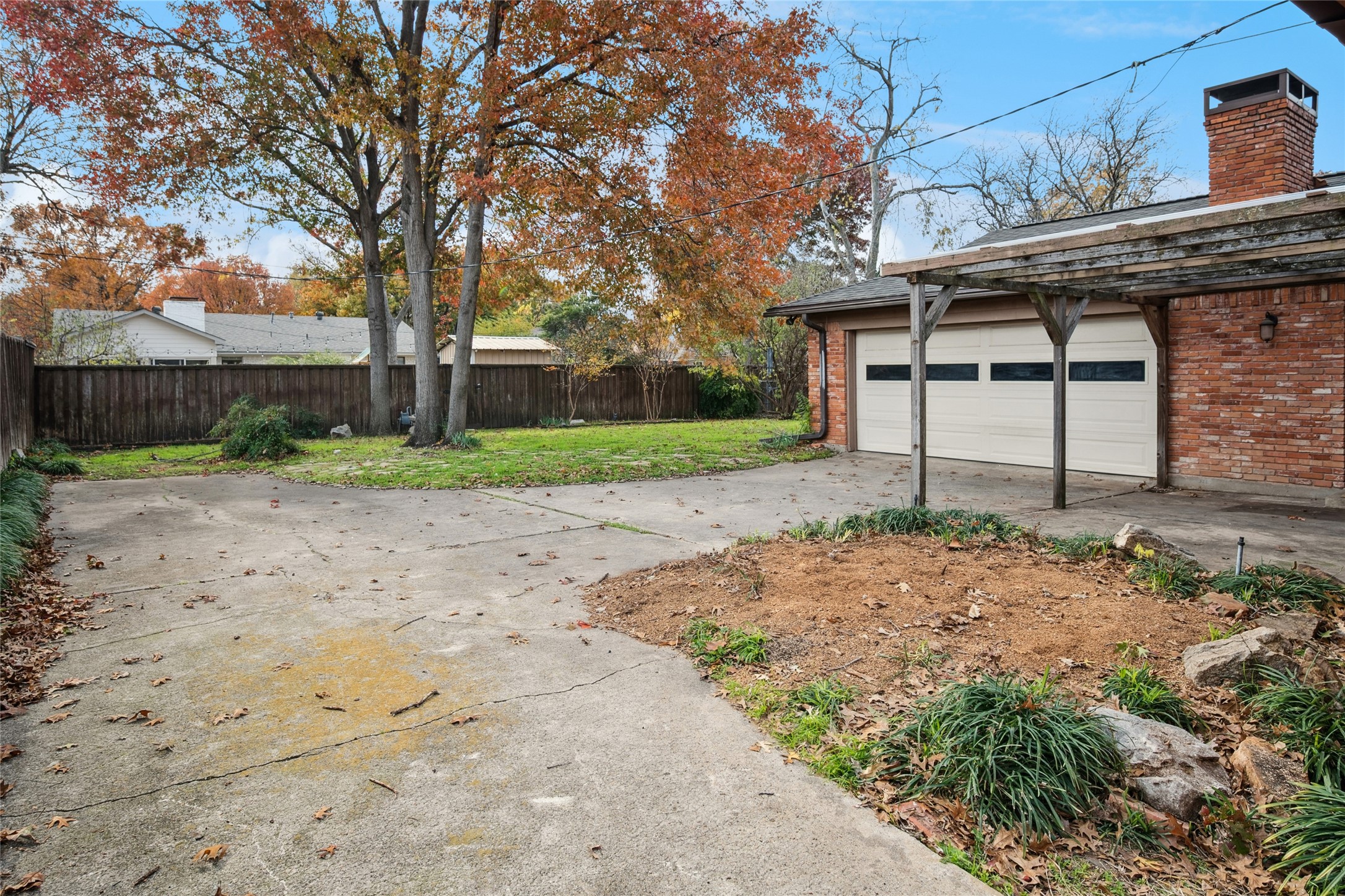611 Parkview Lane Richardson TX 75080
