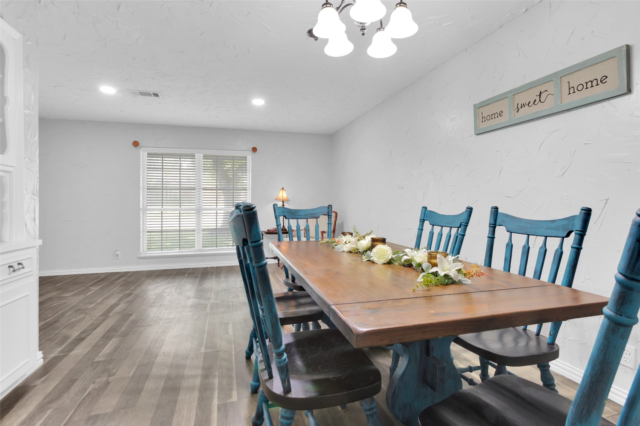 1605 Oakhill Drive Sherman TX 75092