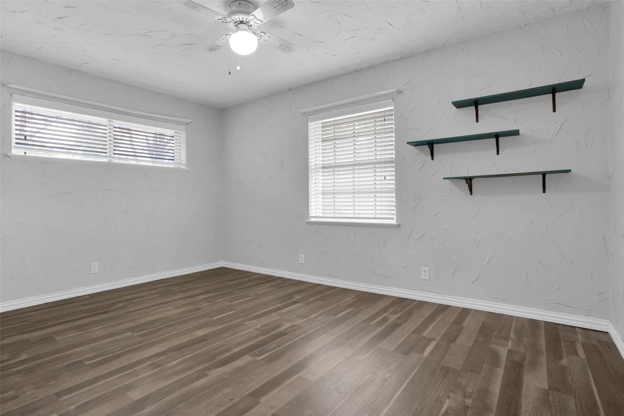 1605 Oakhill Drive Sherman TX 75092