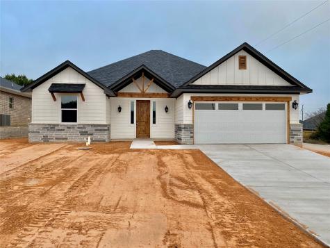2524 Creek Drive Granbury TX 76048