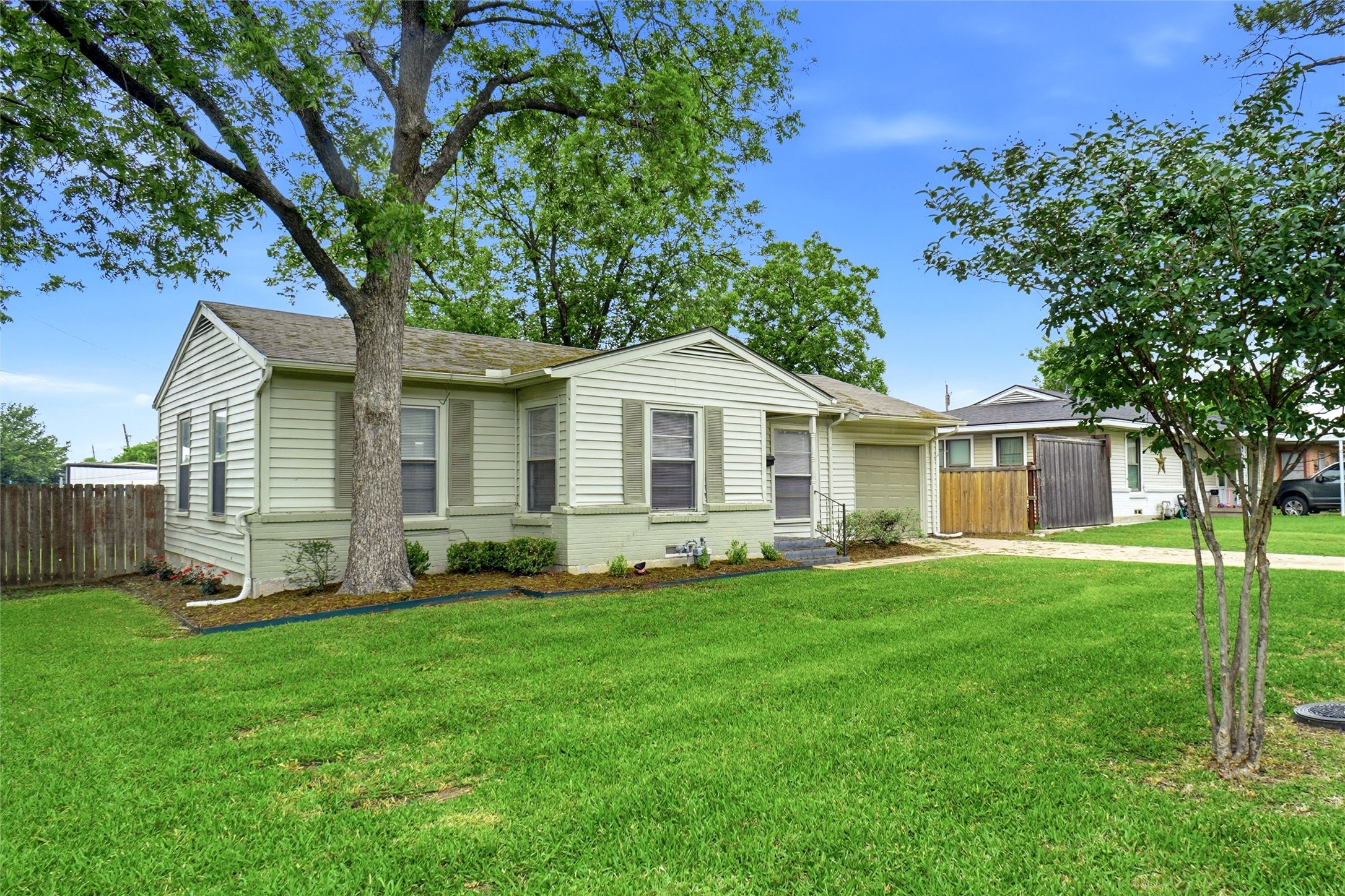 335 Freeman Street Mesquite TX 75149