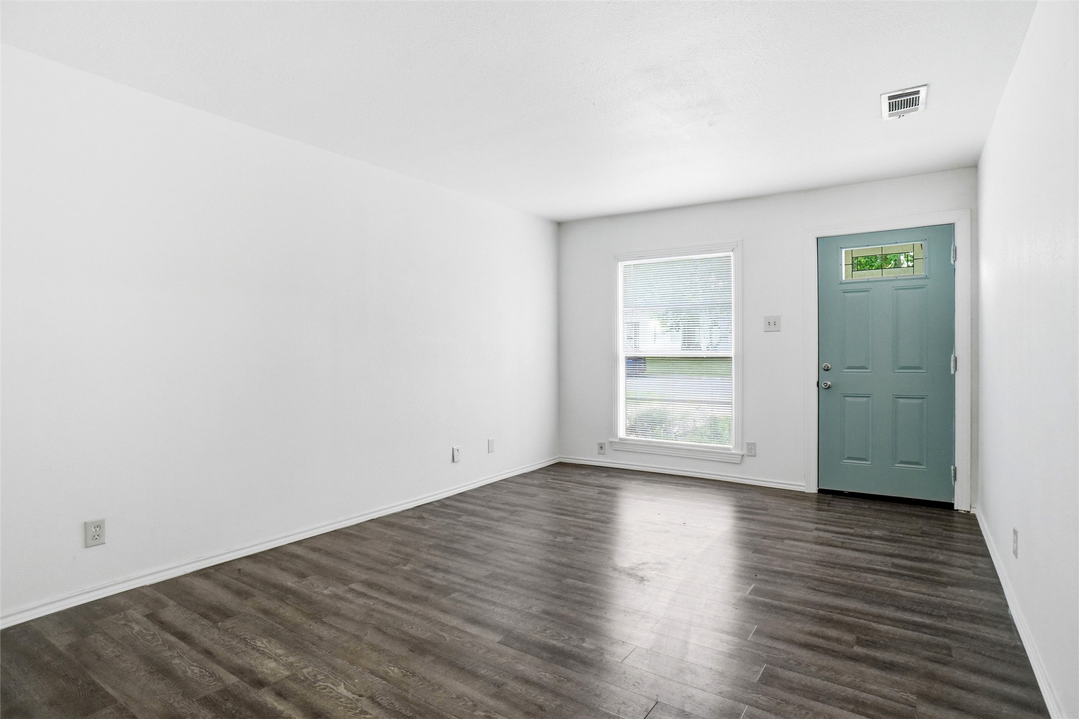 335 Freeman Street Mesquite TX 75149