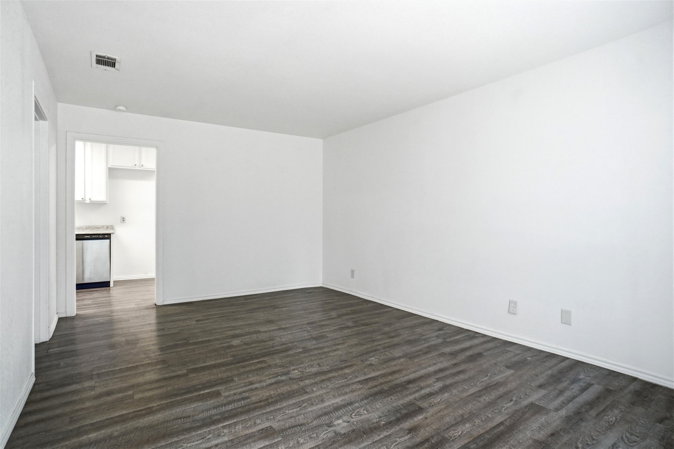 335 Freeman Street Mesquite TX 75149