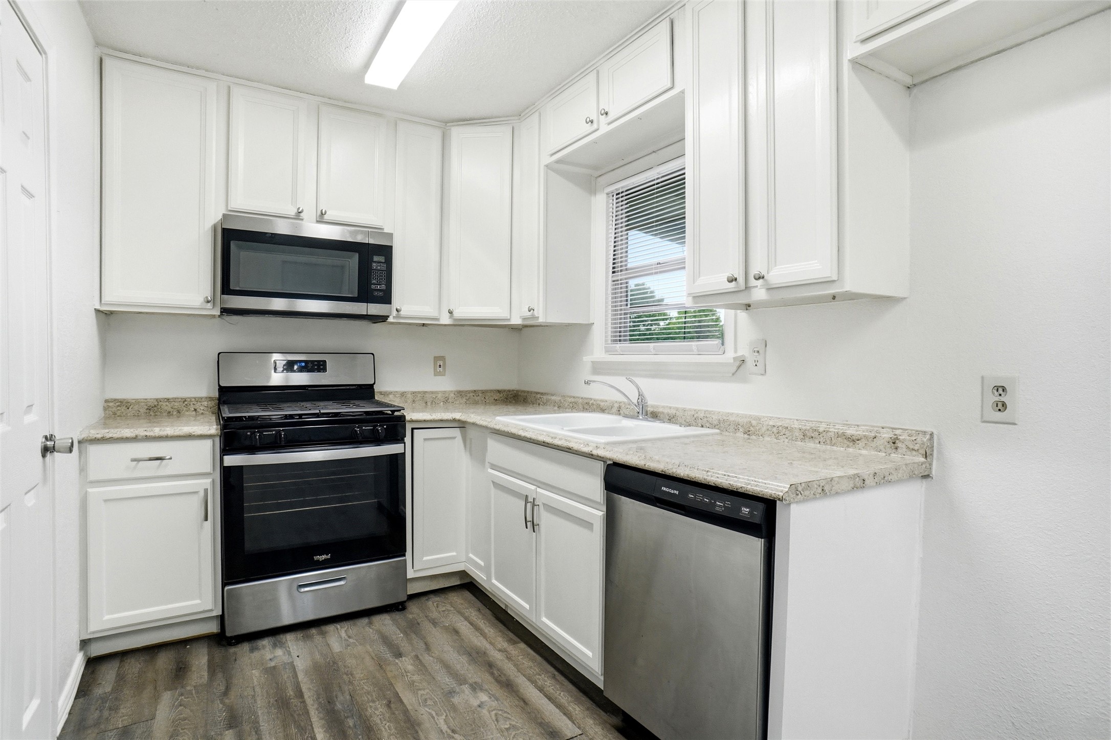335 Freeman Street Mesquite TX 75149