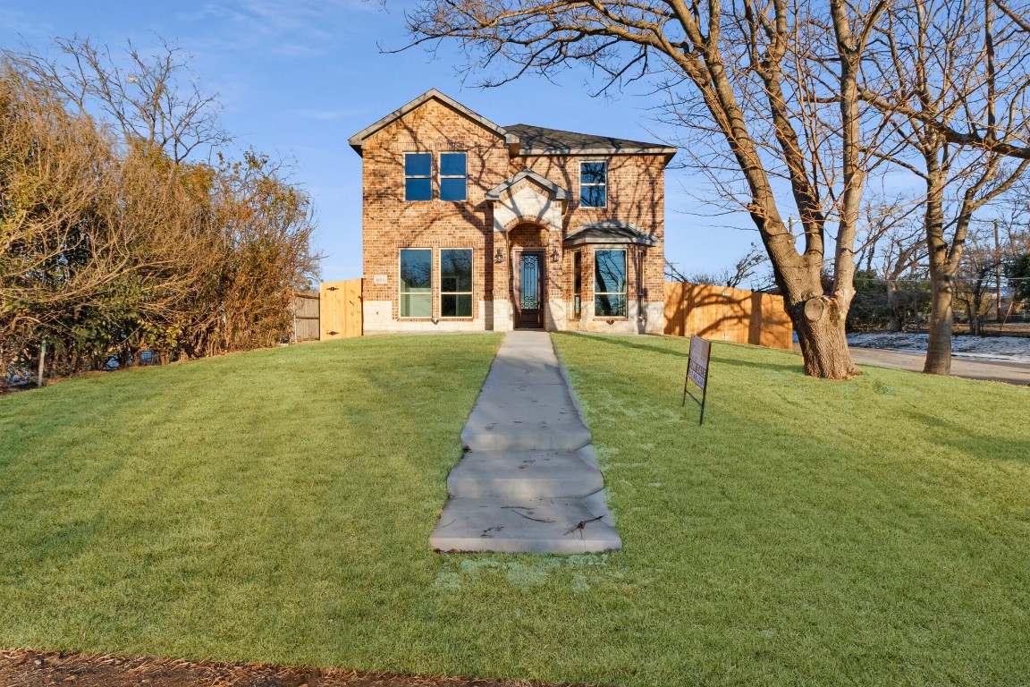 602 NW 18th Street Grand Prairie TX 75050