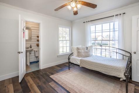 923 S Lindsay Street Gainesville TX 76240