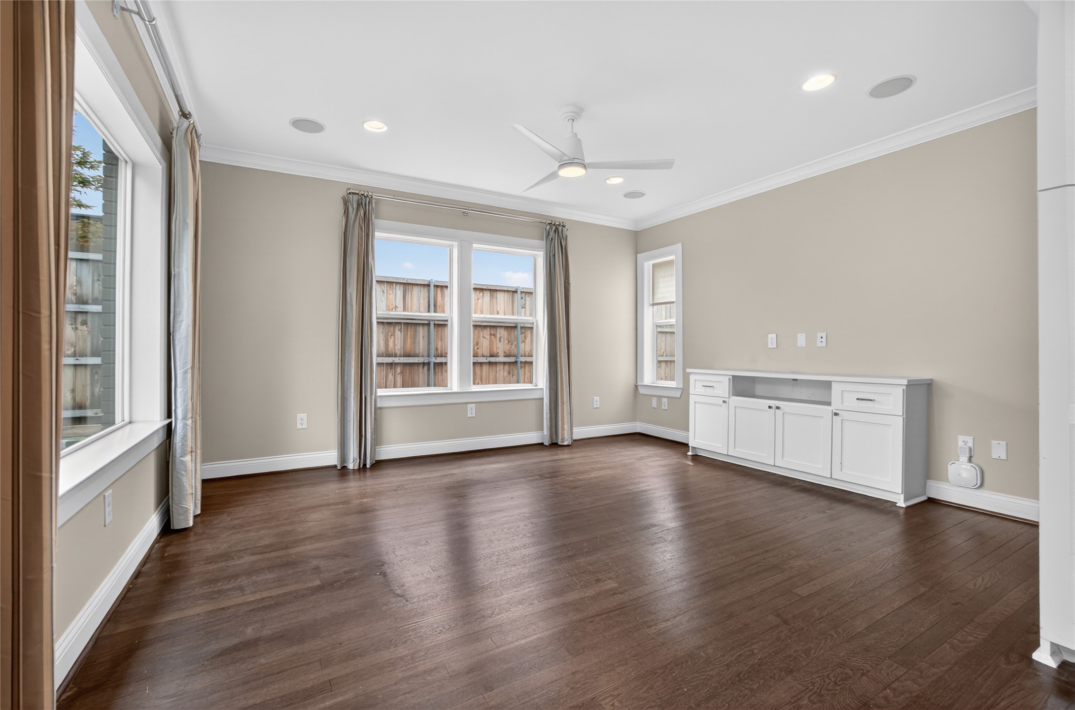 4009 Prescott Avenue Dallas TX 75219
