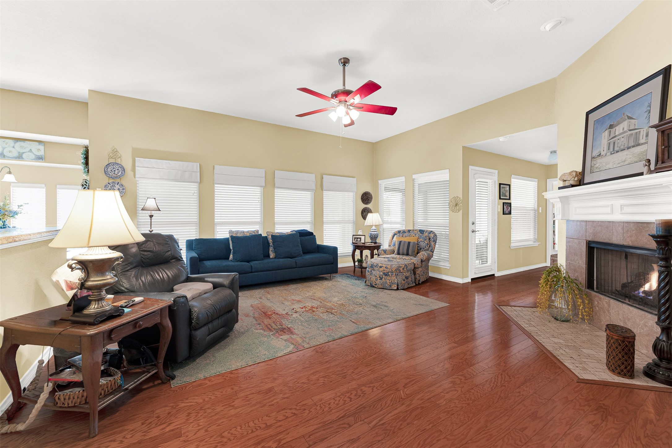 1208 Sea Pines Drive Savannah TX 76227