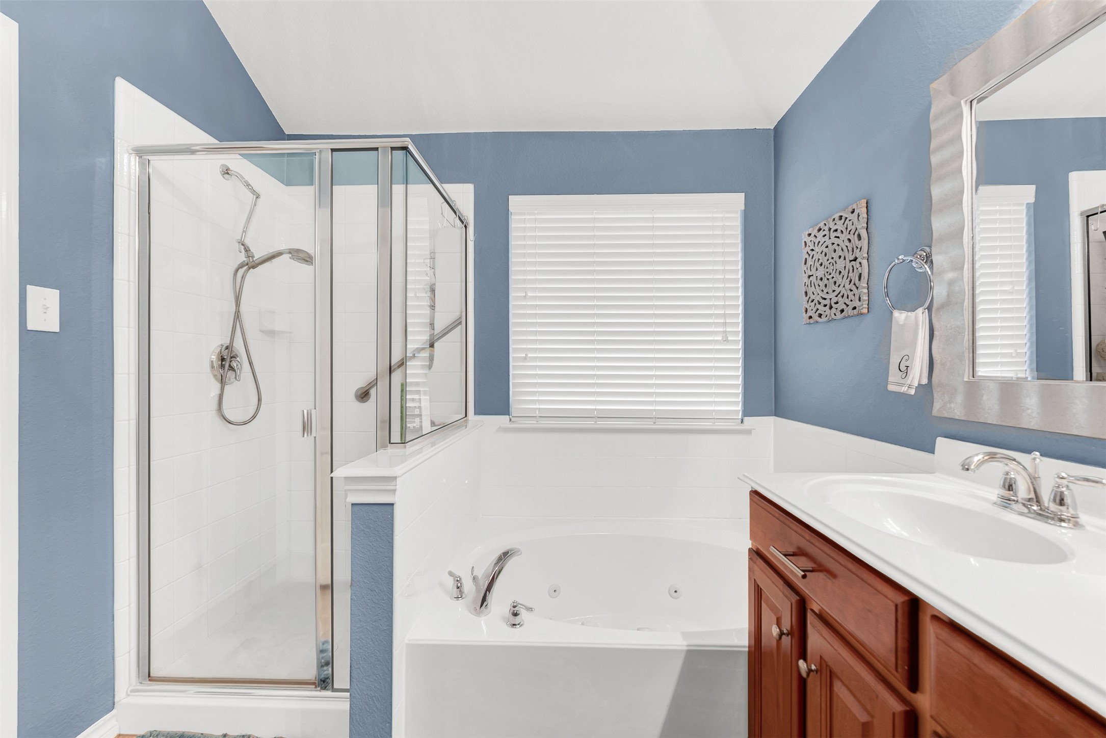 1208 Sea Pines Drive Savannah TX 76227
