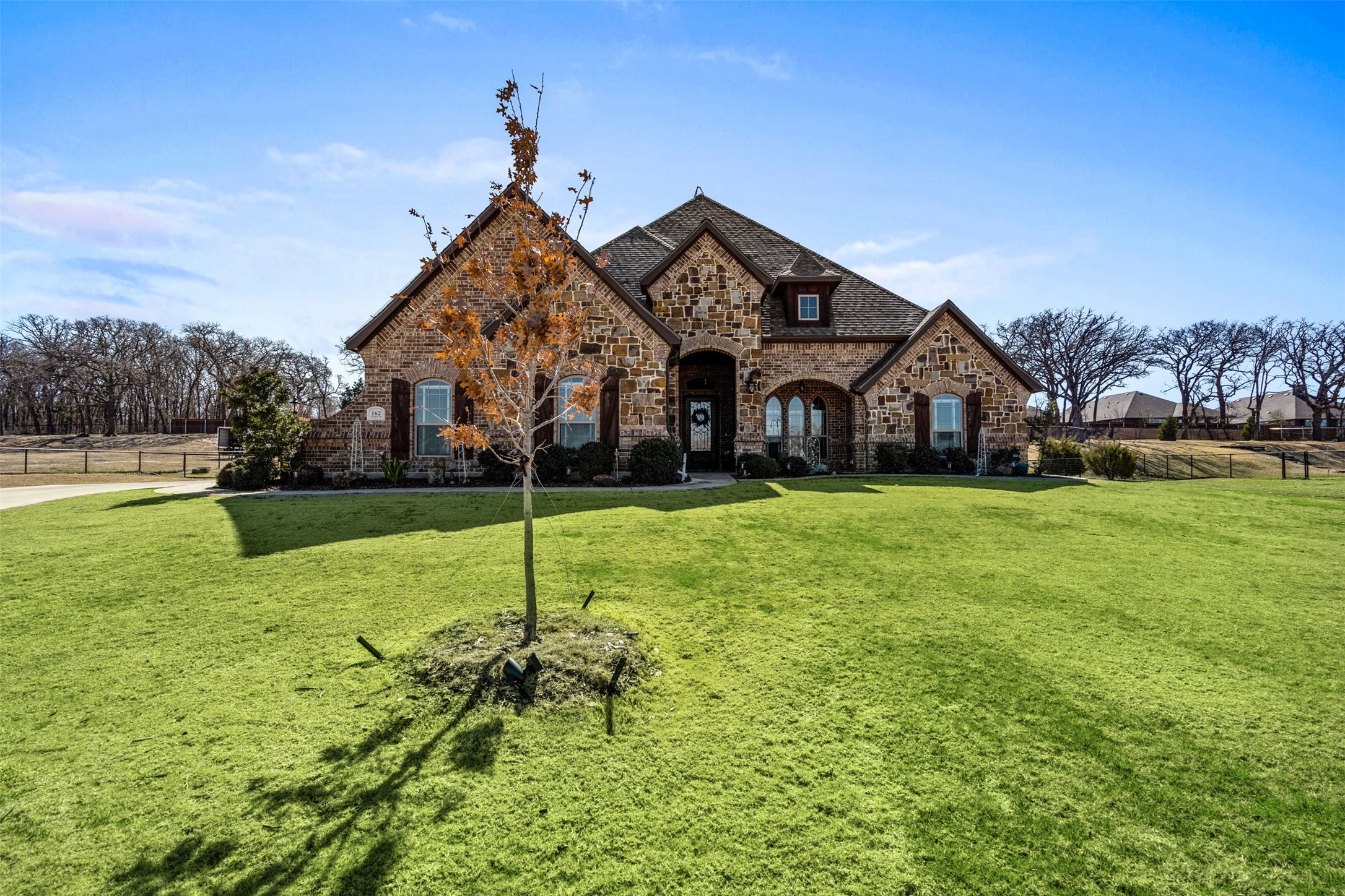 162 Champions Way Azle TX 76020