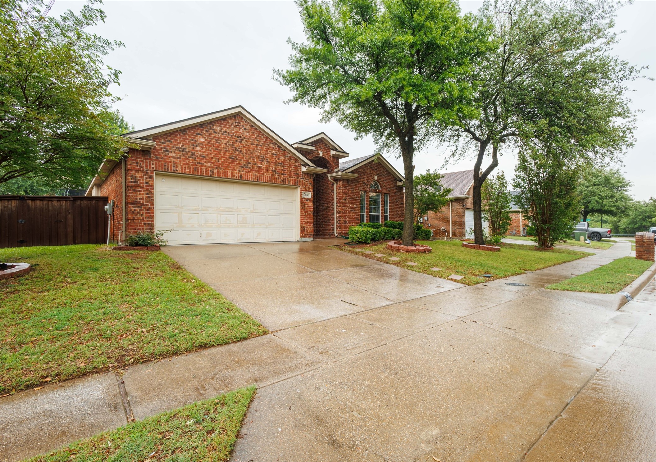 7048 Summit Parc Drive Dallas TX 75249