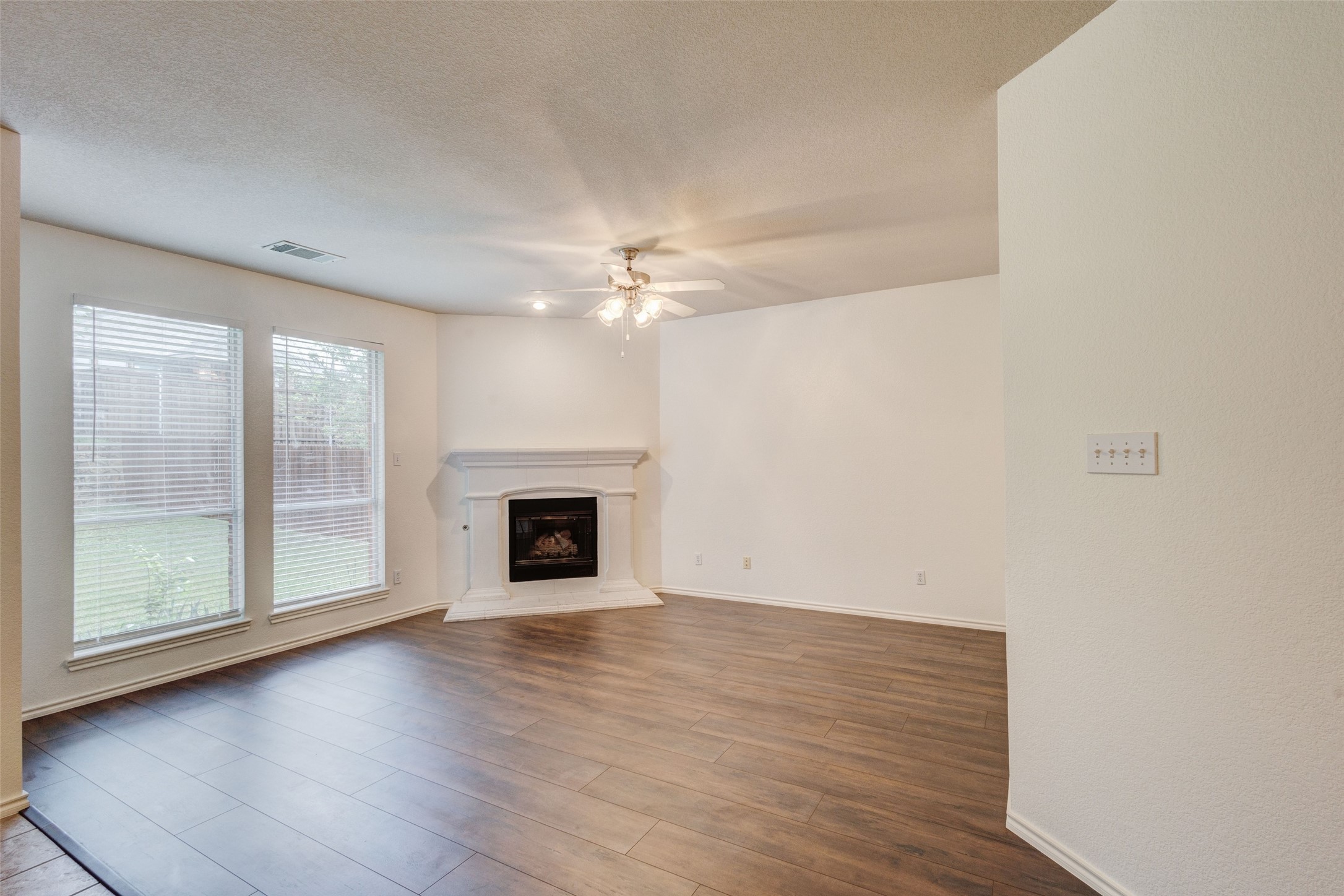7048 Summit Parc Drive Dallas TX 75249