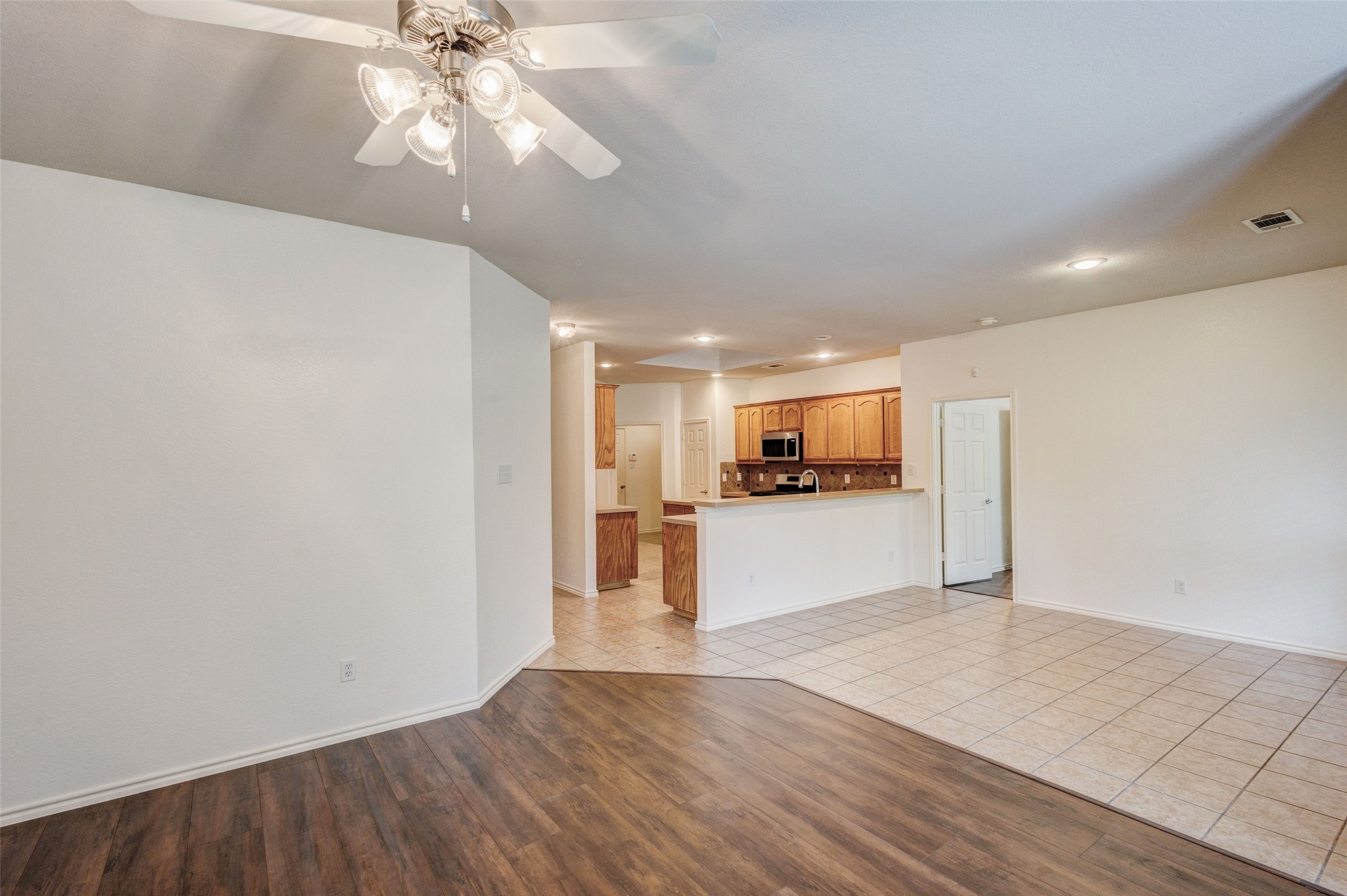 7048 Summit Parc Drive Dallas TX 75249