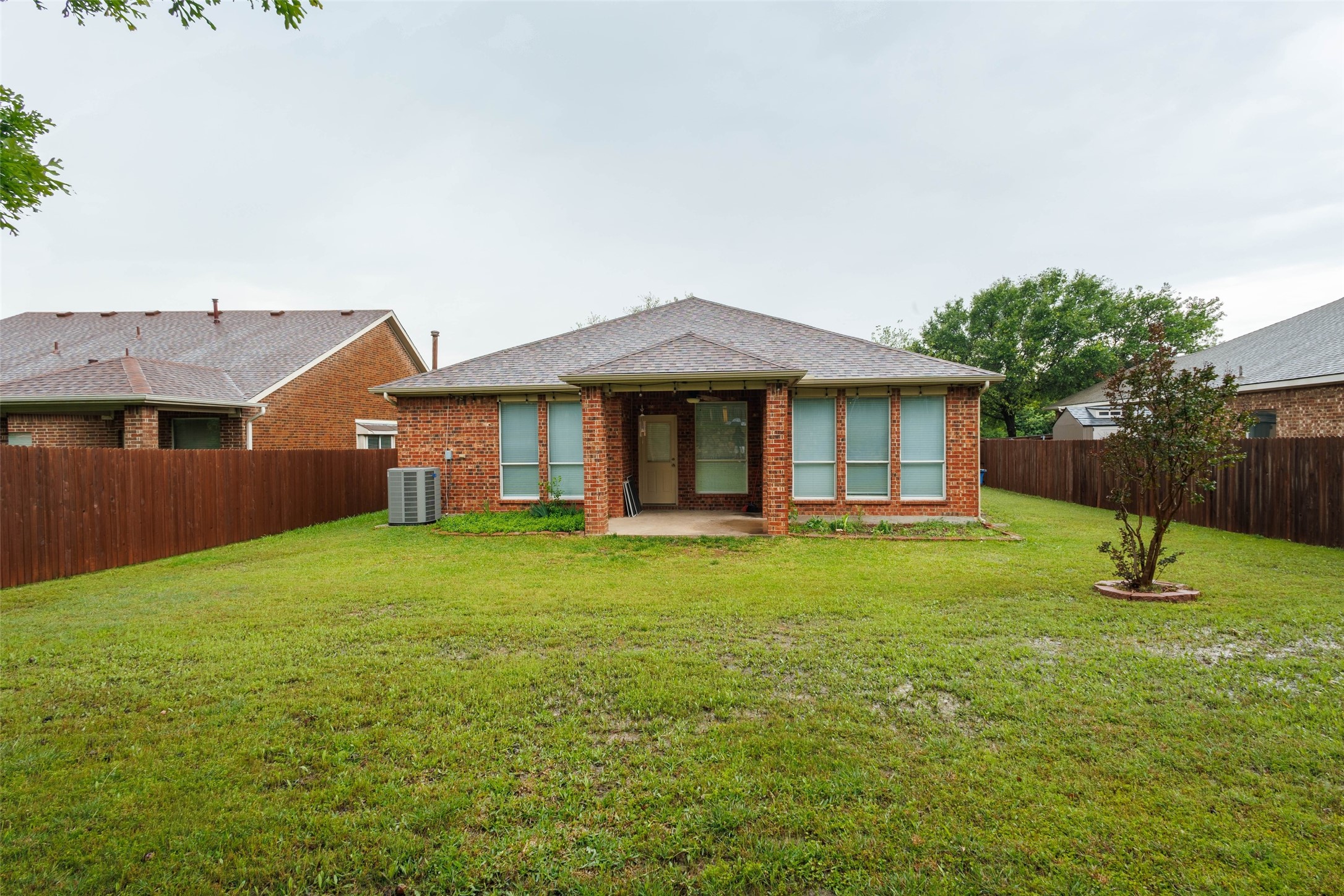 7048 Summit Parc Drive Dallas TX 75249