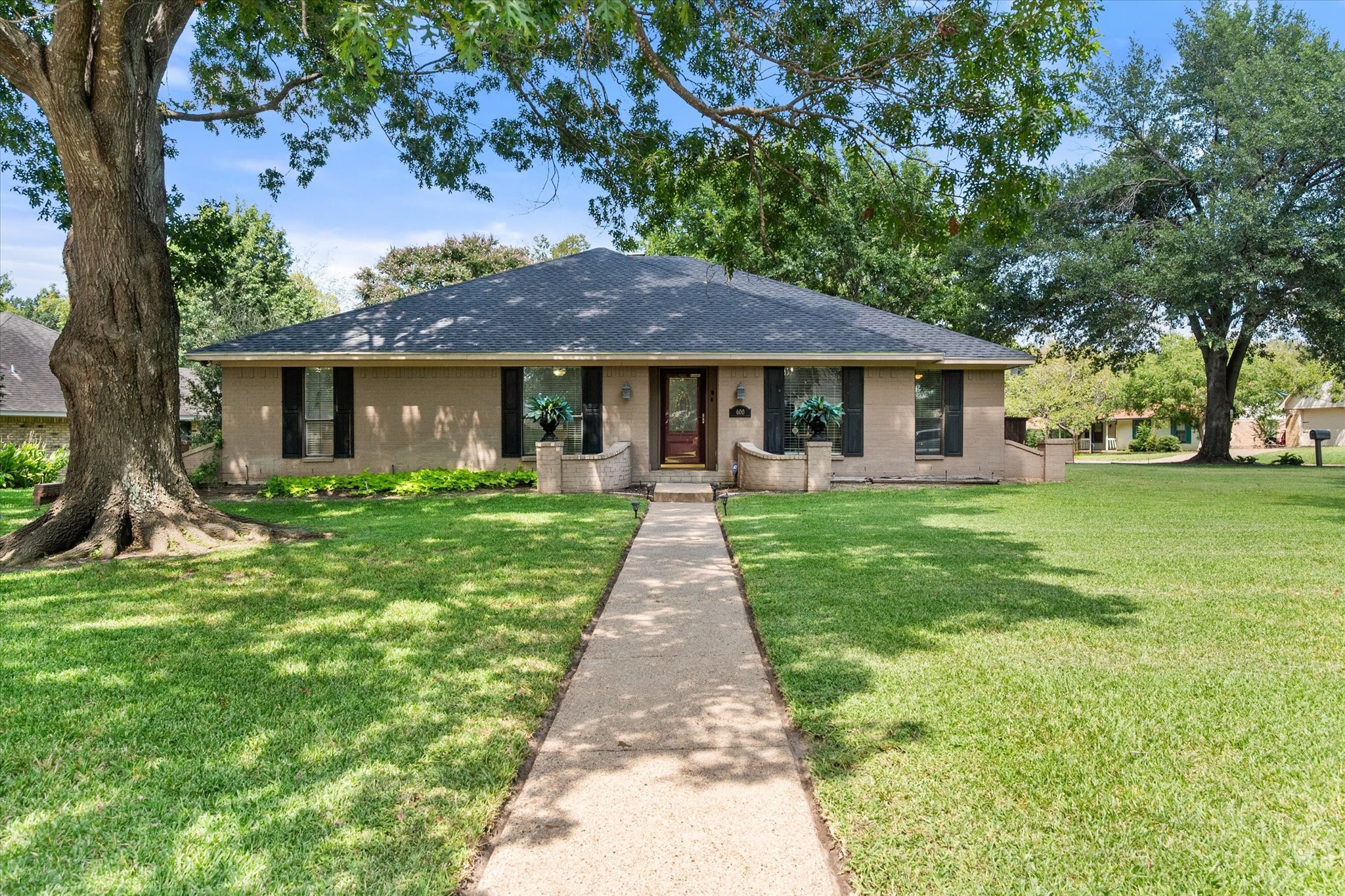 600 Mckinney Avenue Corsicana TX 75110