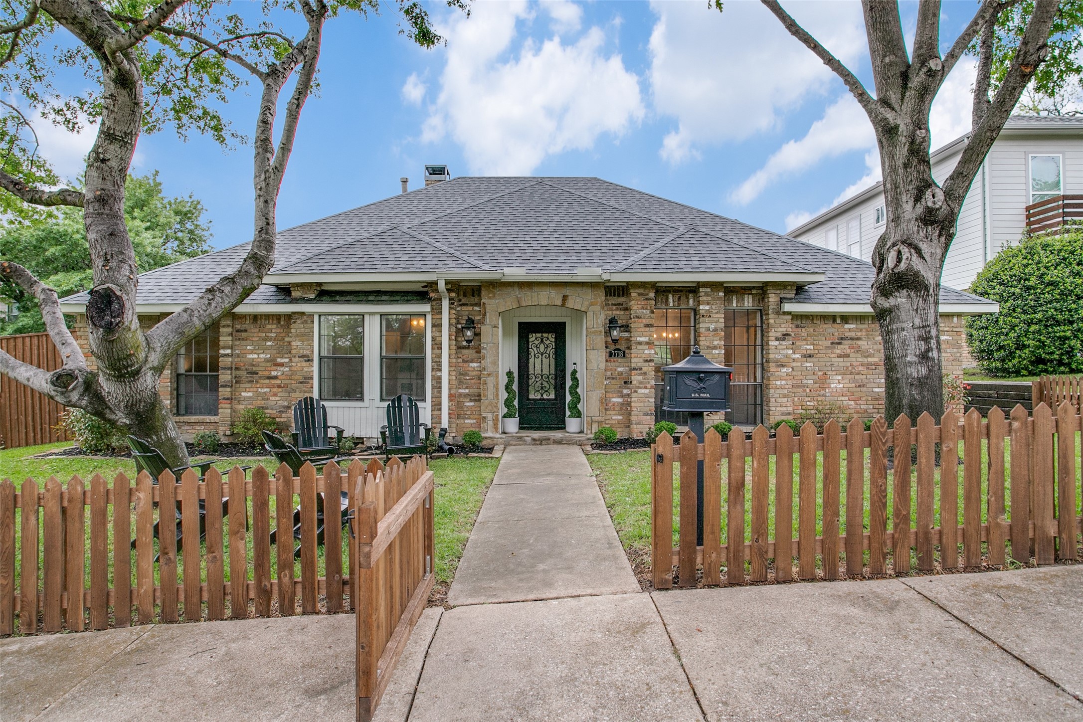7718 Arborside Drive Dallas TX 75231