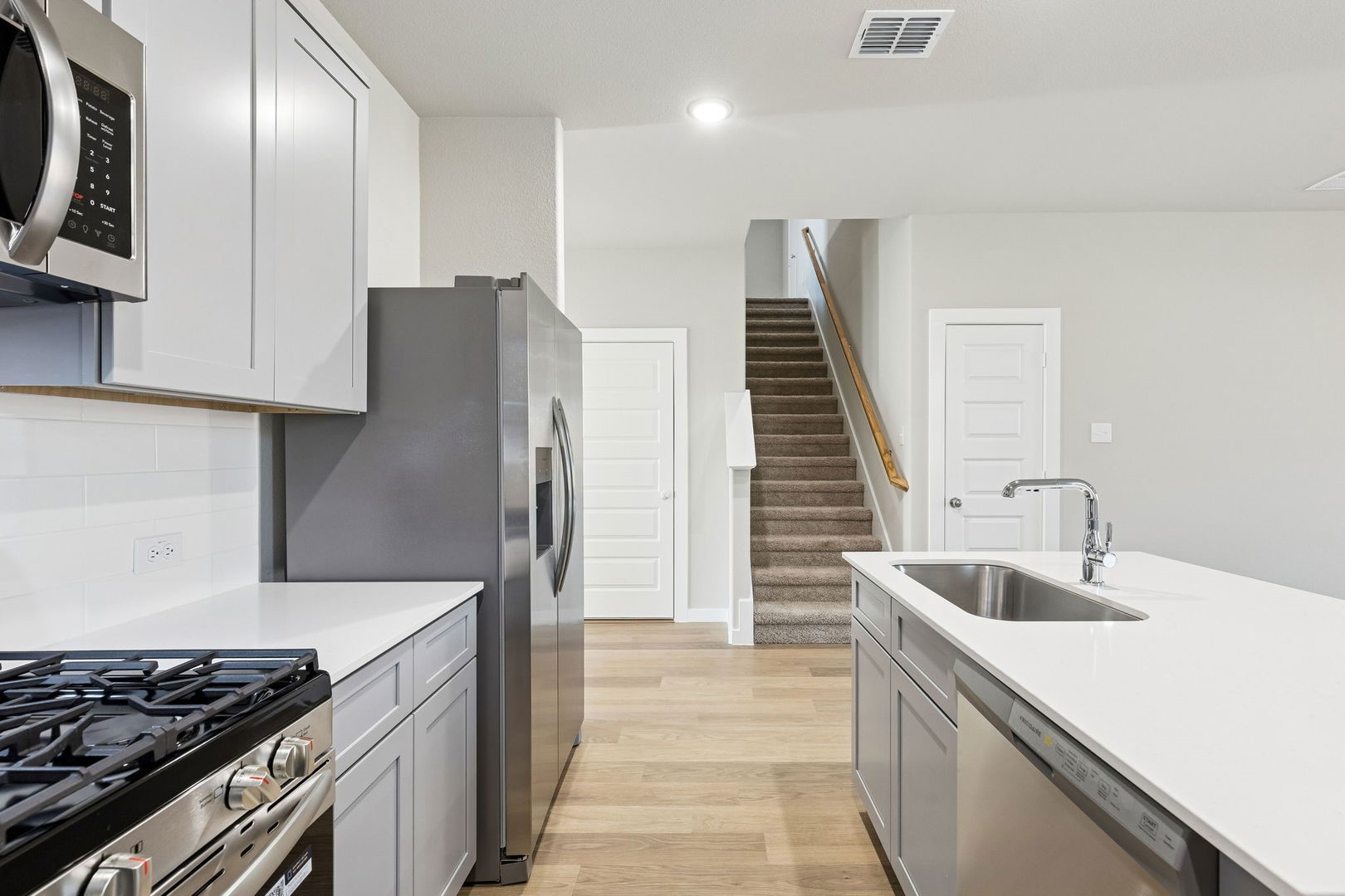 2215 Derby Drive Seagoville TX 75159