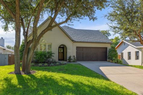 803 N Bailey Avenue Fort Worth TX 76107