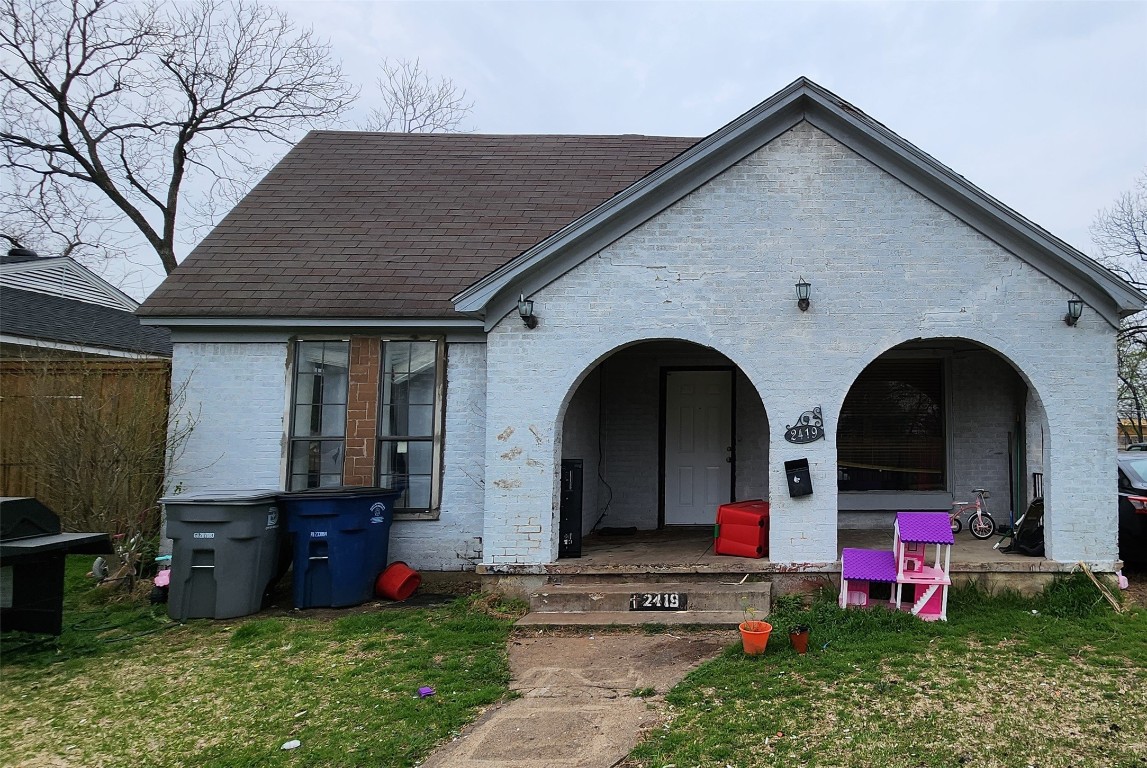 2419 Crest Avenue Dallas TX 75216
