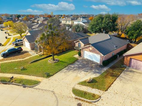 12212 Stillglen Trail Fort Worth TX 76028