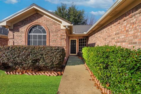 12212 Stillglen Trail Fort Worth TX 76028