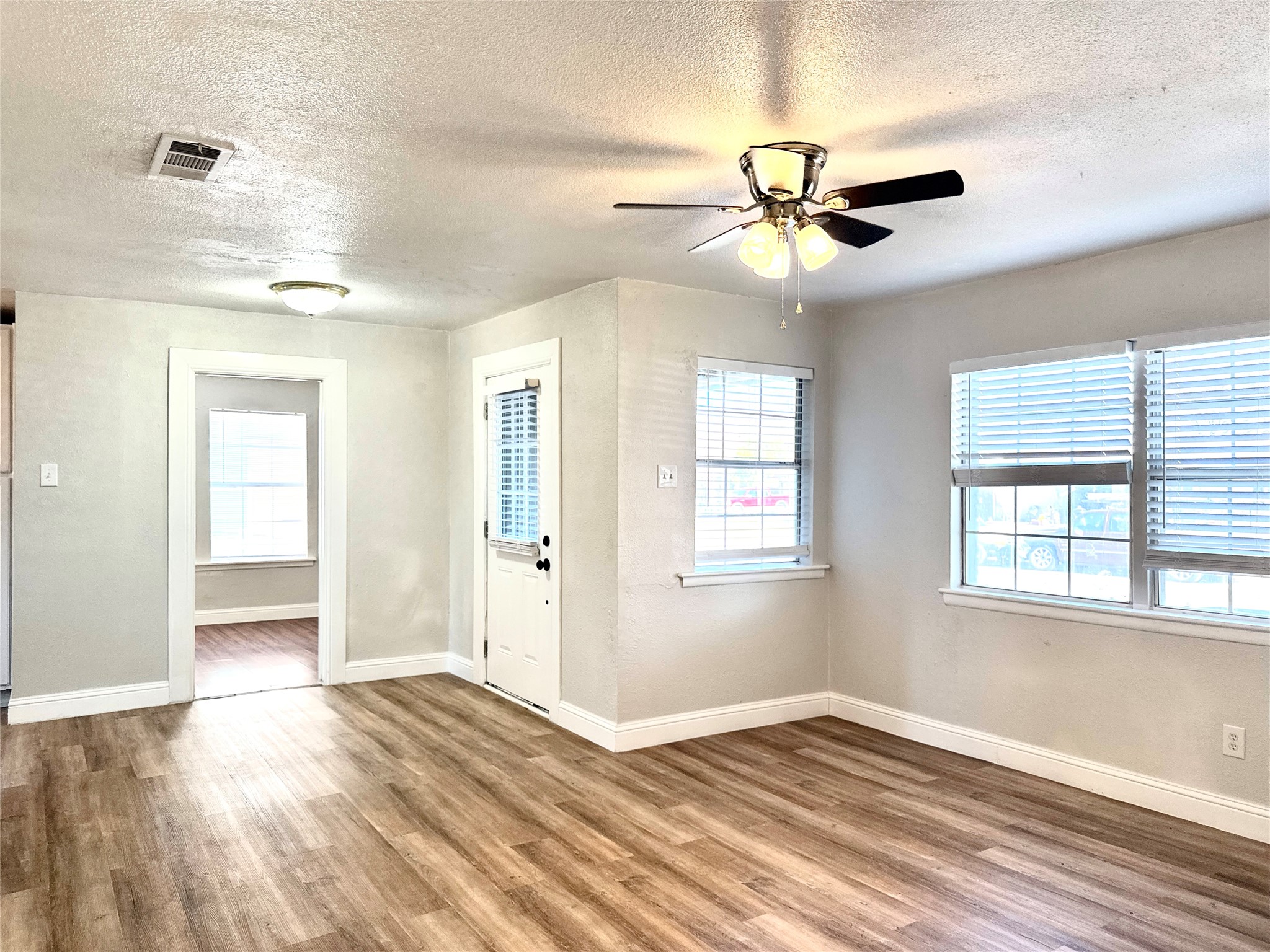 4517 Sherwood Drive Mesquite TX 75150