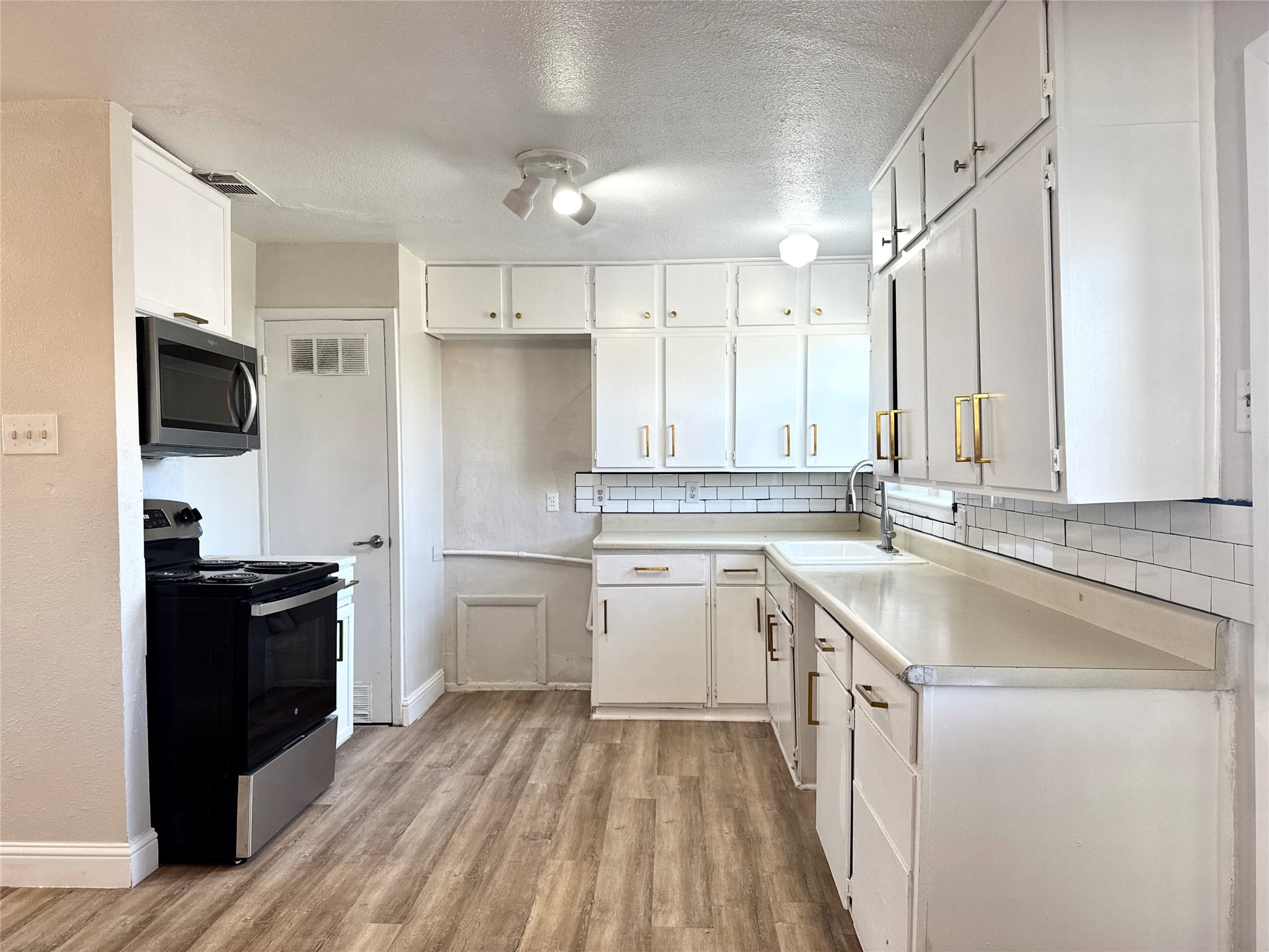 4517 Sherwood Drive Mesquite TX 75150