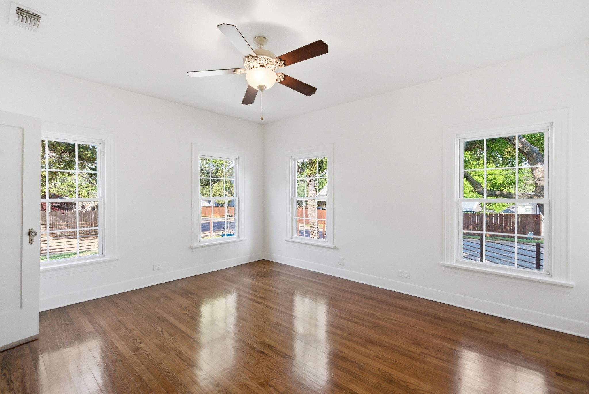 502 W Josephine Street Weatherford TX 76086