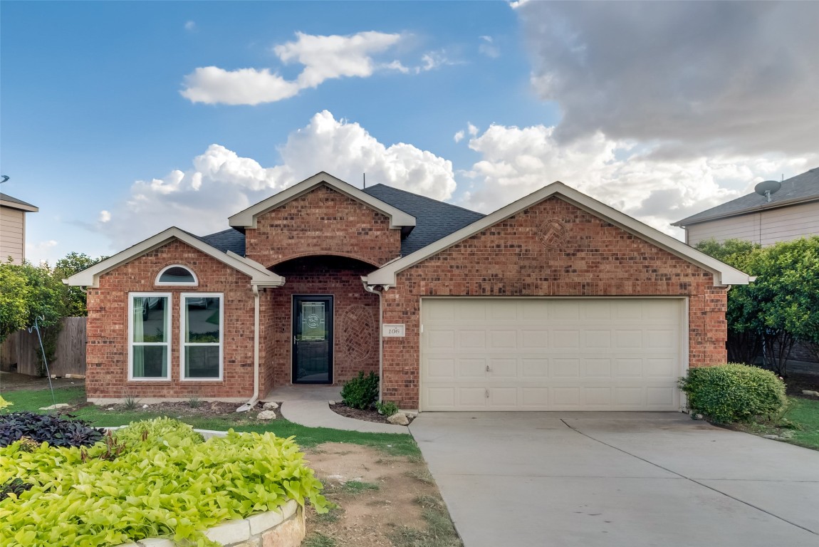 106 Cowpoke Court Newark TX 76071