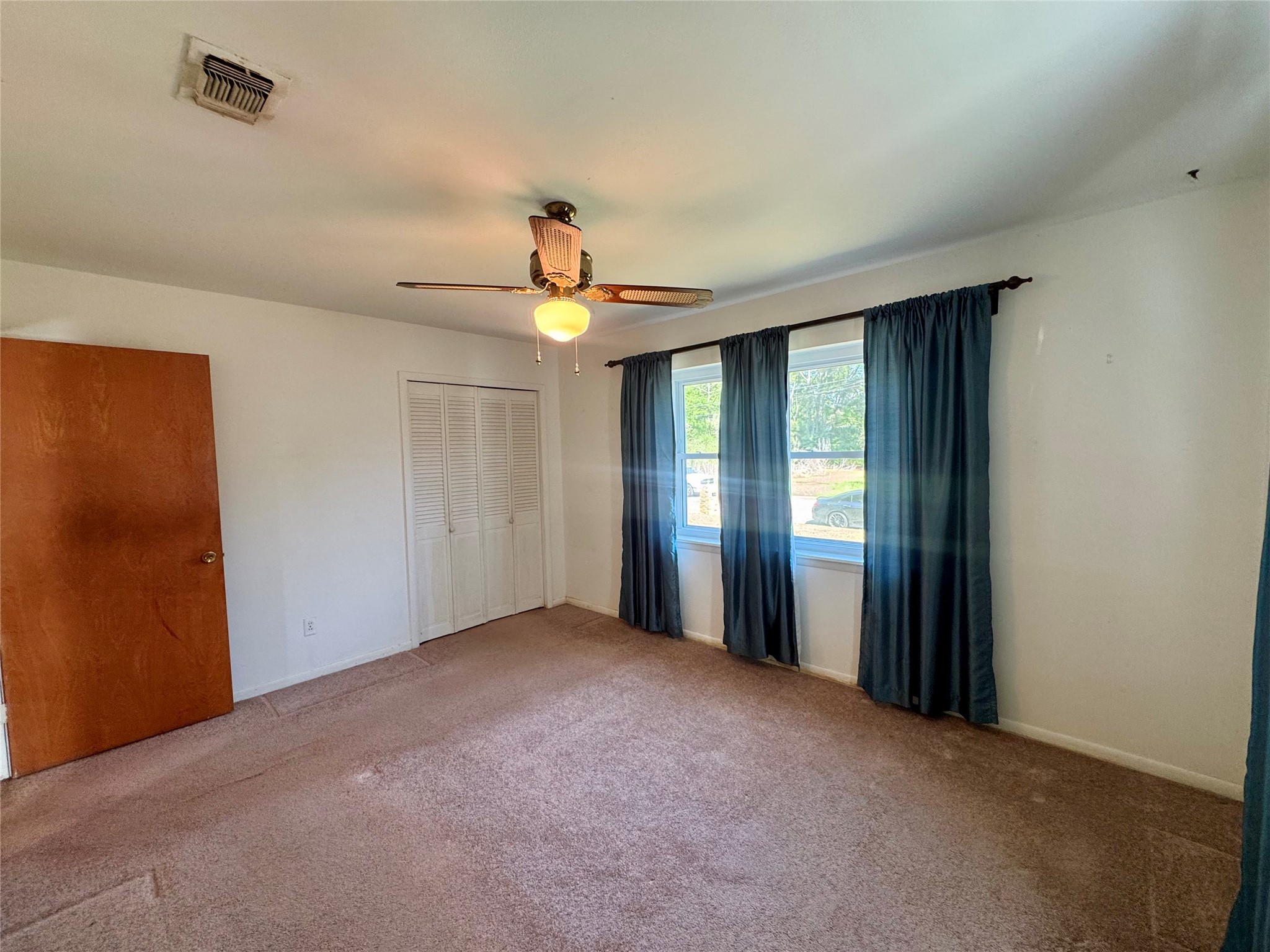 132 Columbia Palestine TX 75803