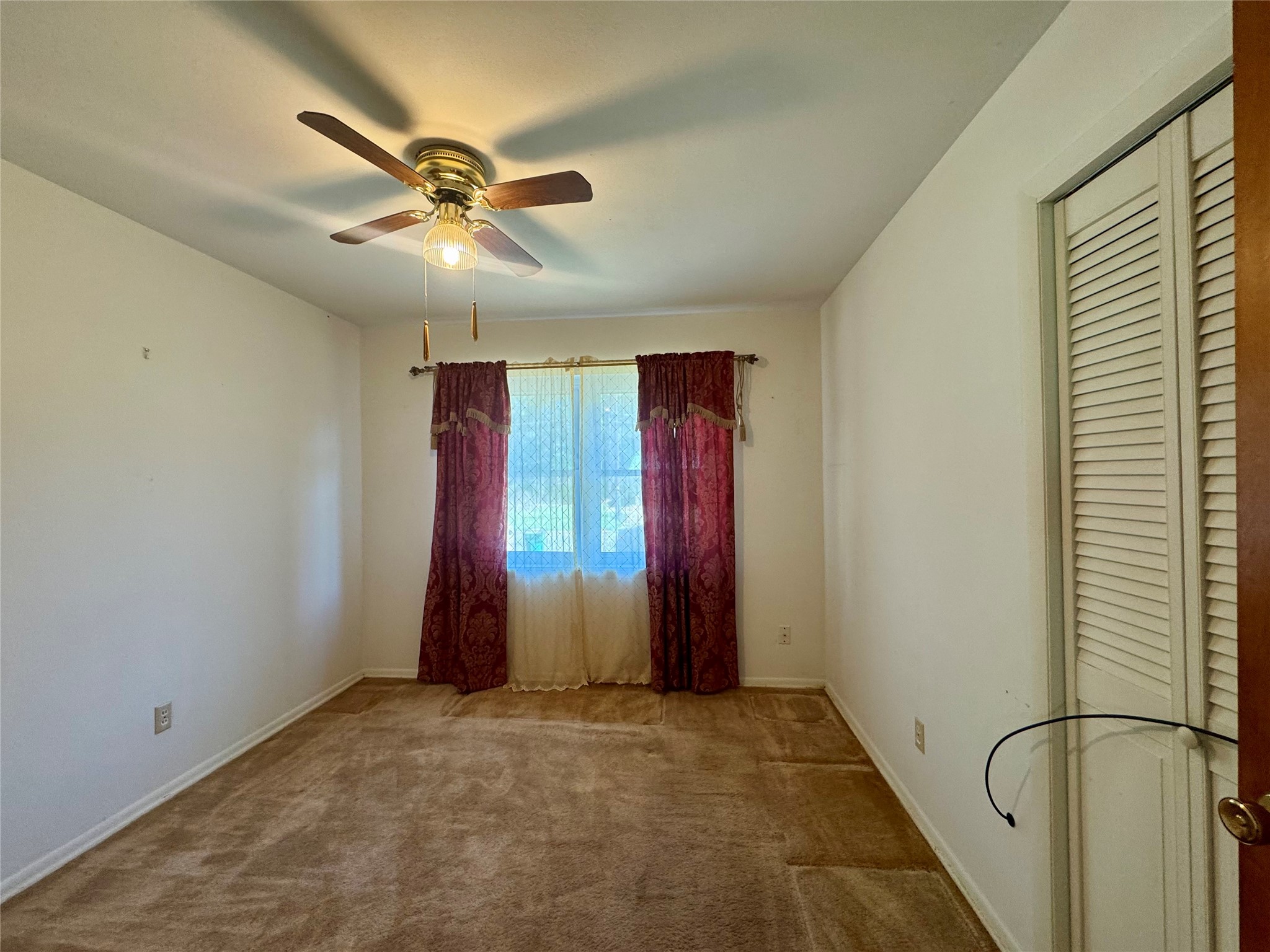 132 Columbia Palestine TX 75803