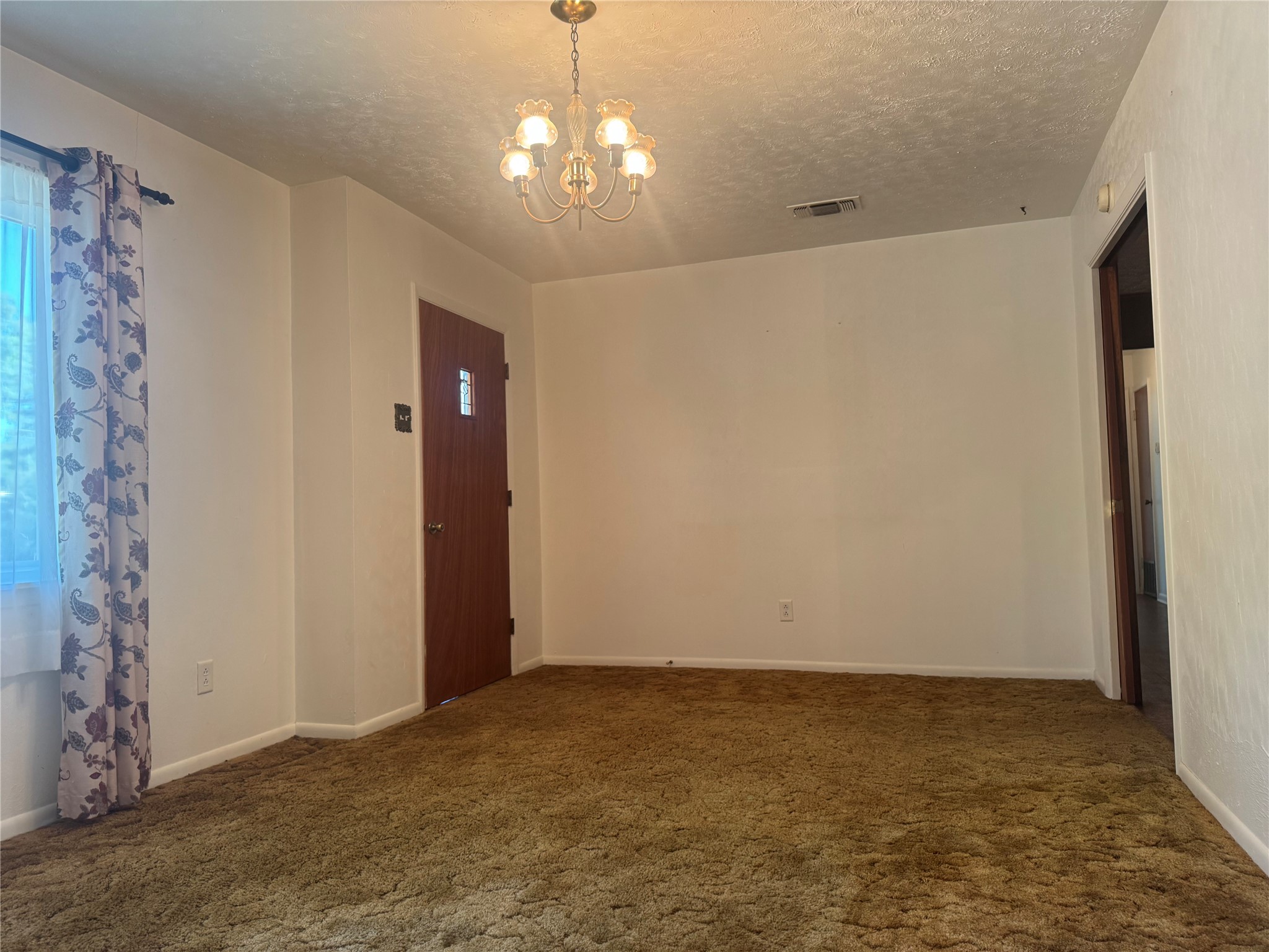 132 Columbia Palestine TX 75803