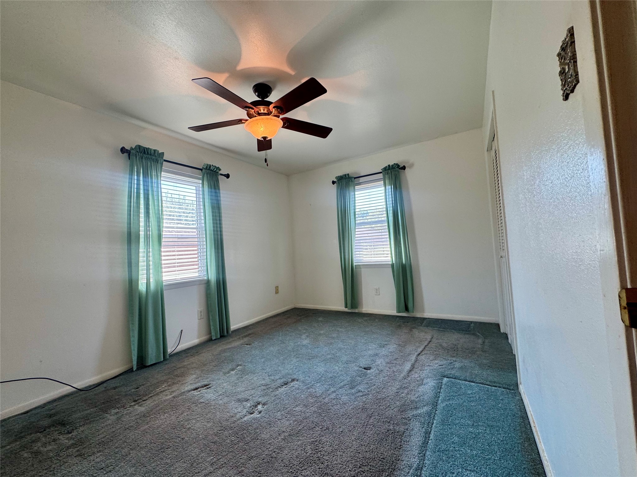 132 Columbia Palestine TX 75803