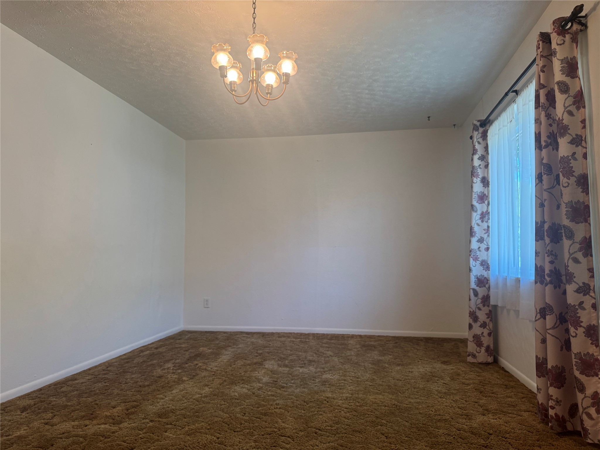 132 Columbia Palestine TX 75803