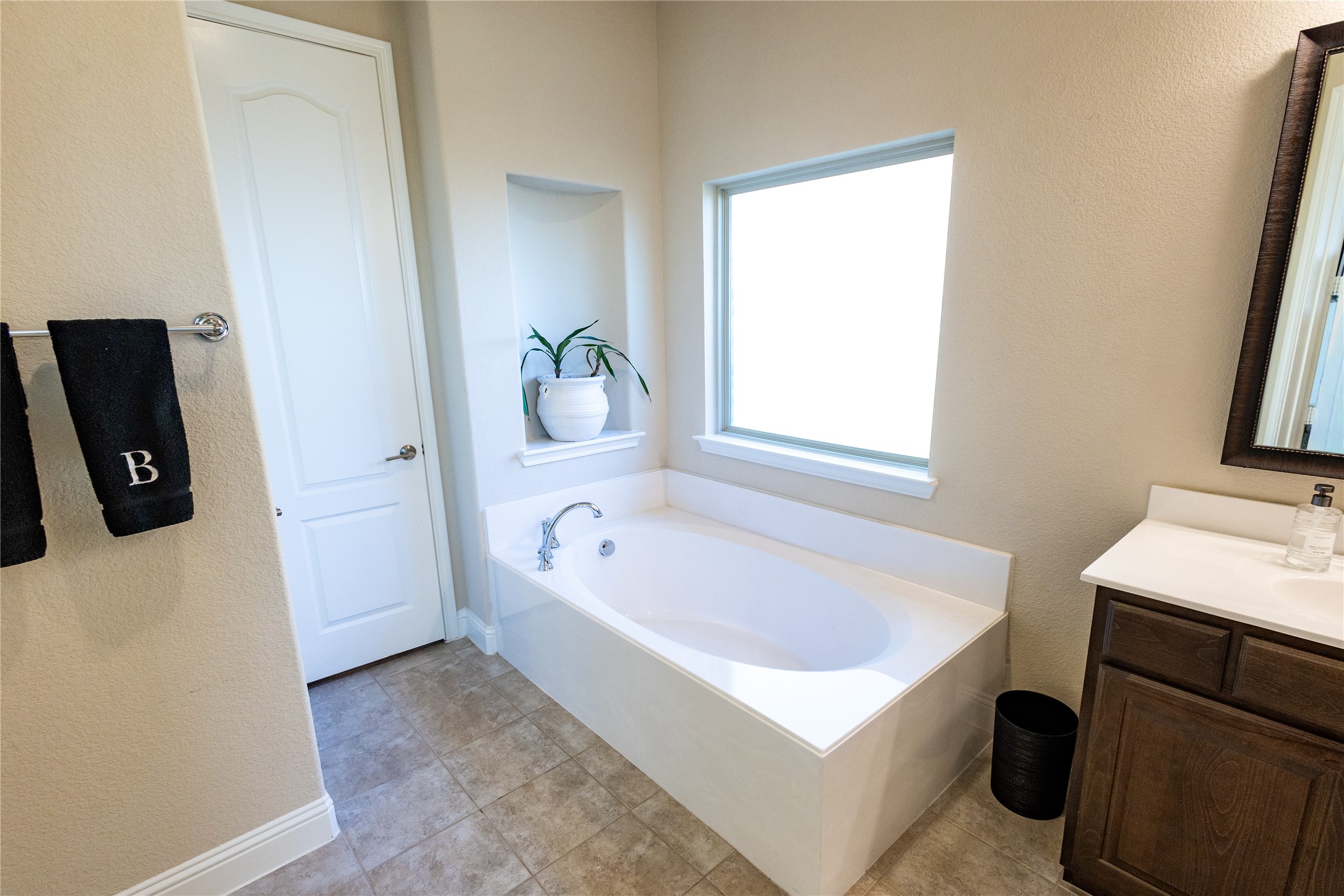 2711 Fleur De Lis Lane Grand Prairie TX 75054