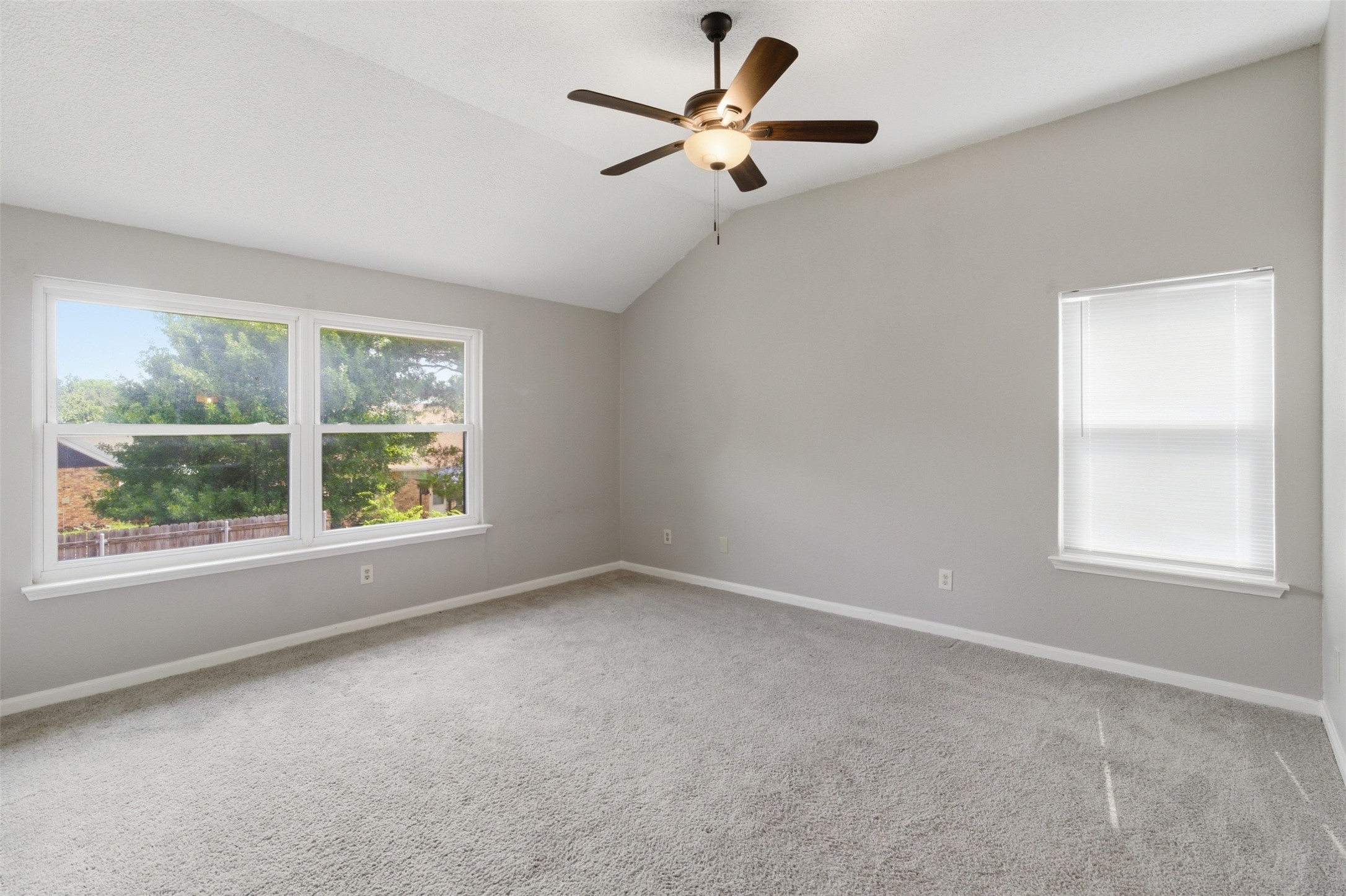 2462 Claremont Drive Grand Prairie TX 75052