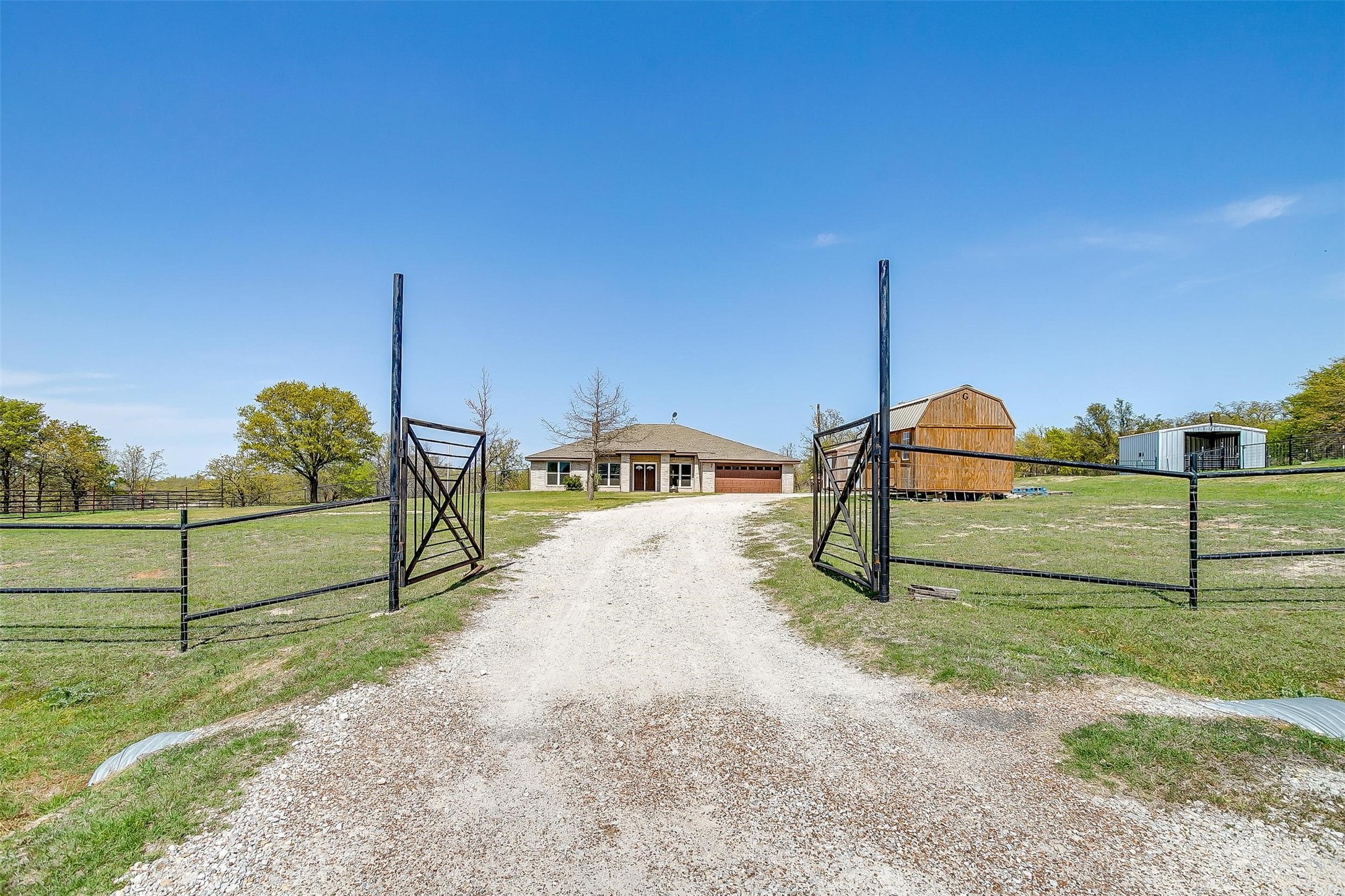 105 Bronco Lane Springtown TX 76082