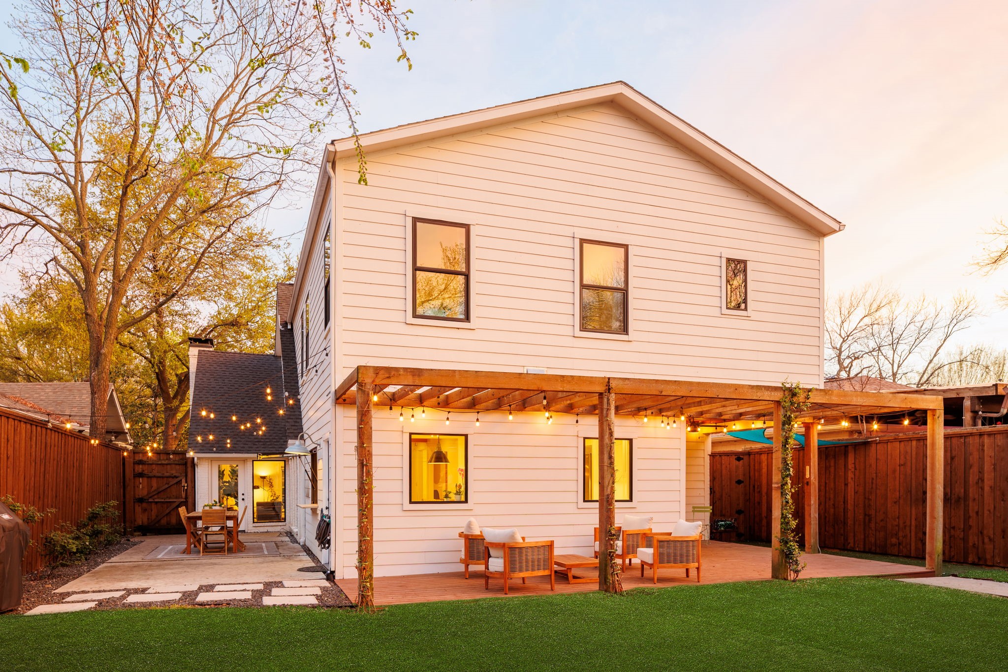 5823 Belmont Avenue Dallas TX 75206