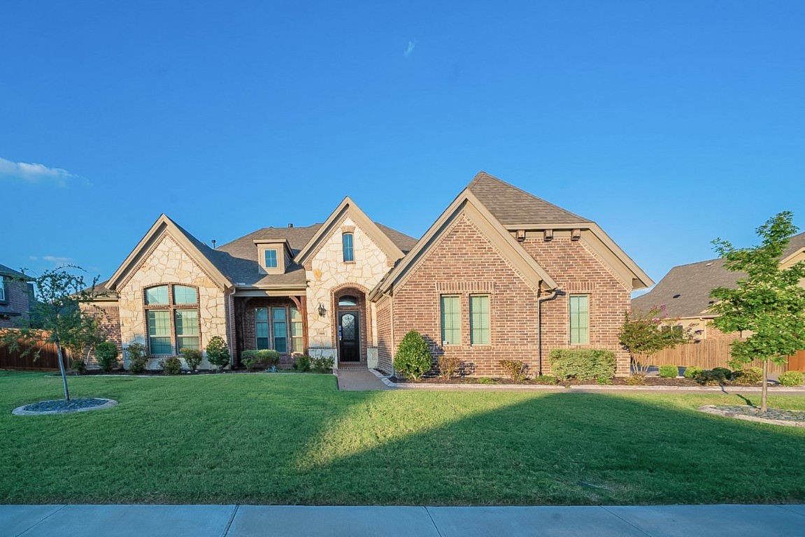 7232 Vienta Point Grand Prairie TX 75054