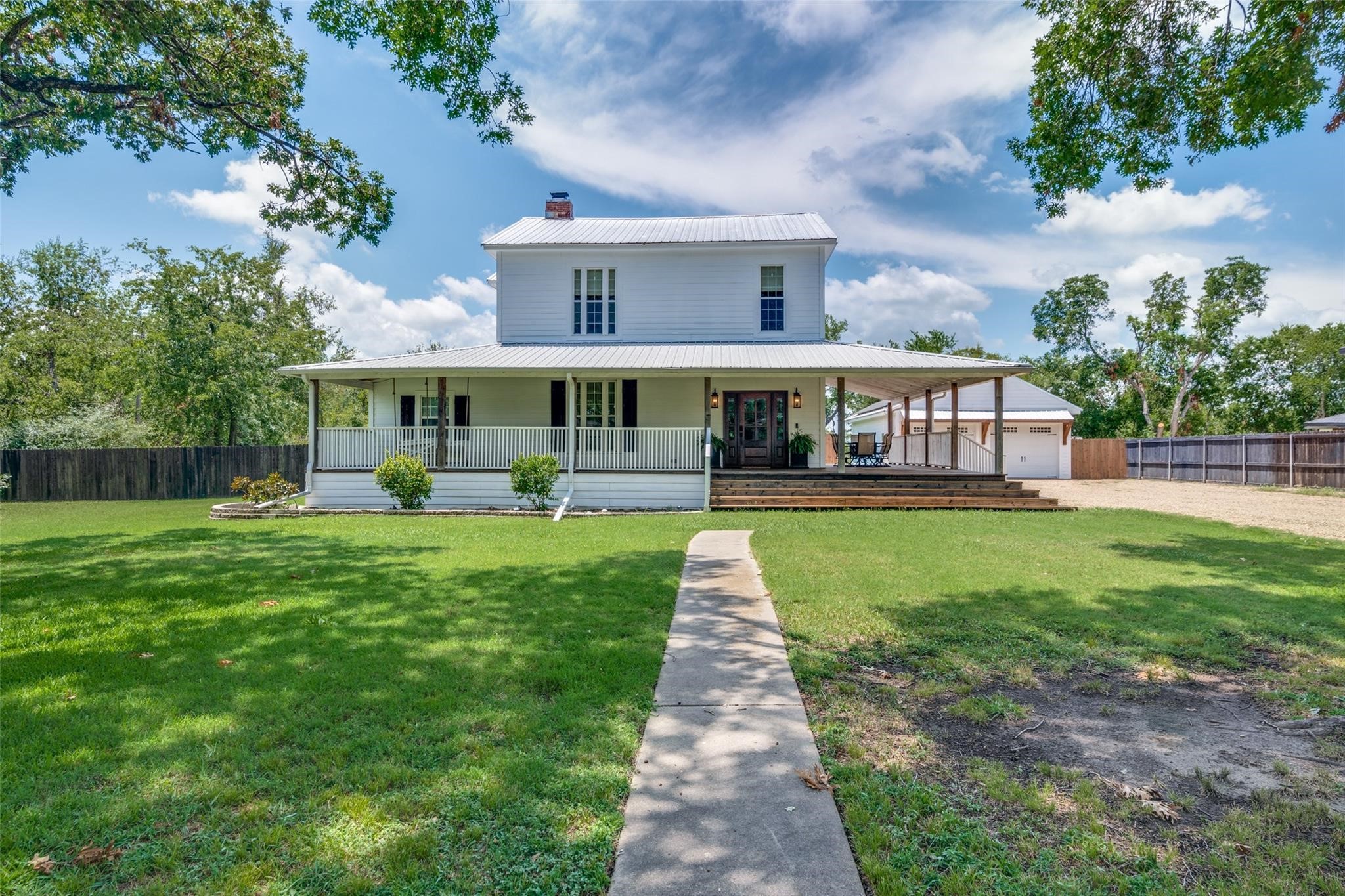 603 N Clay Street Kaufman TX 75142