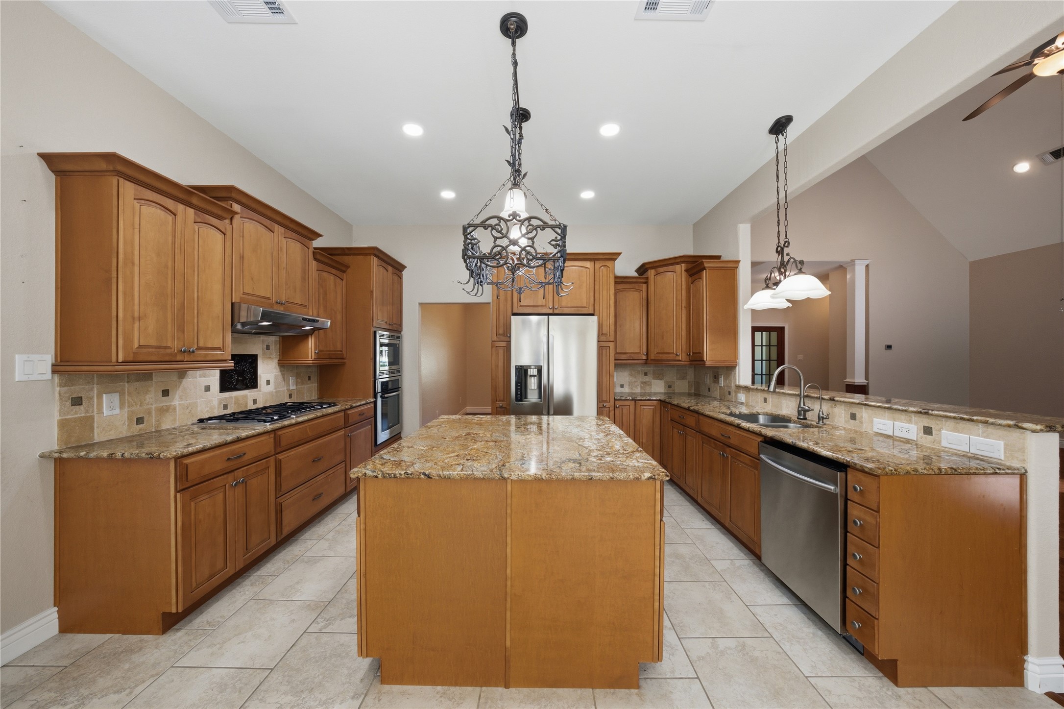 7811 Angelina Drive Athens TX 75752