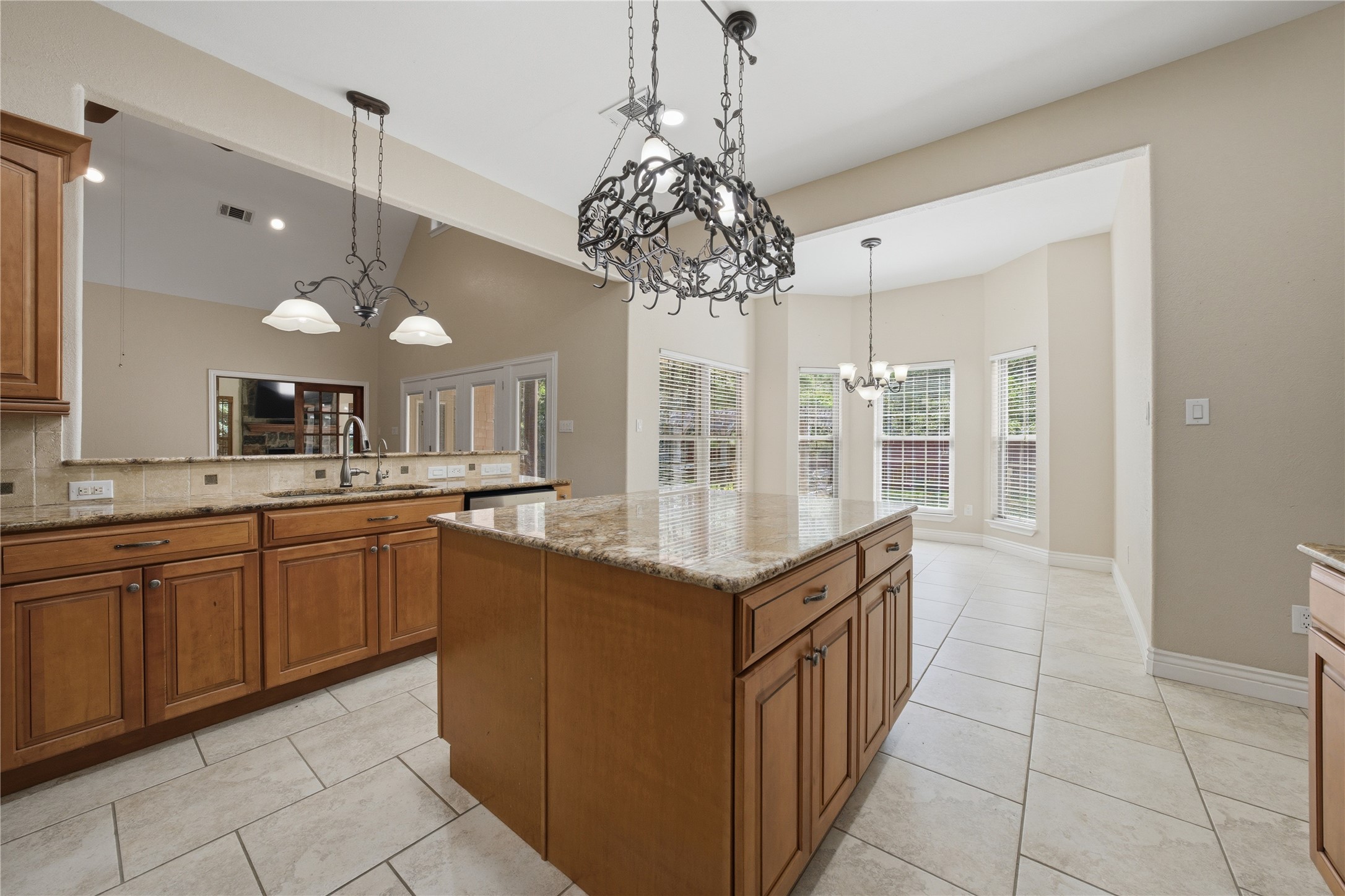7811 Angelina Drive Athens TX 75752