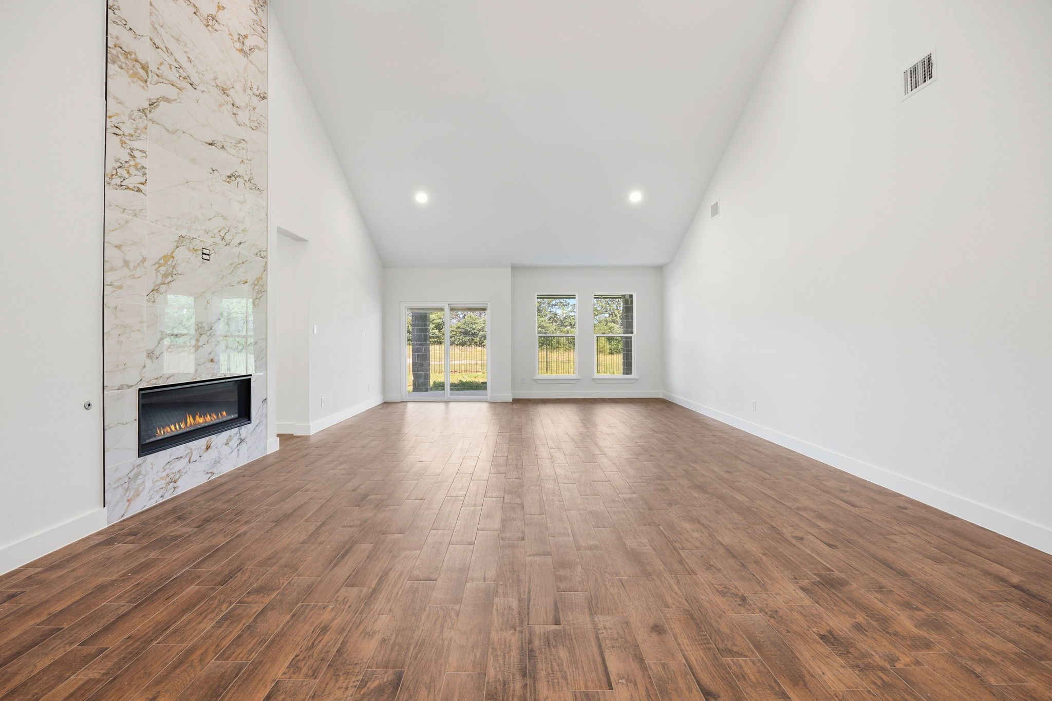 7203 Harris Place Arlington TX 76001
