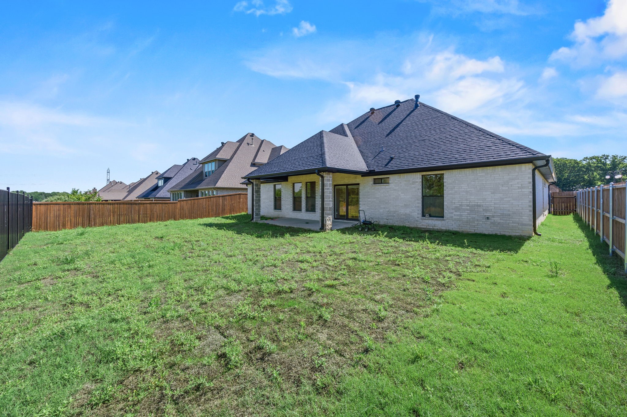 7203 Harris Place Arlington TX 76001