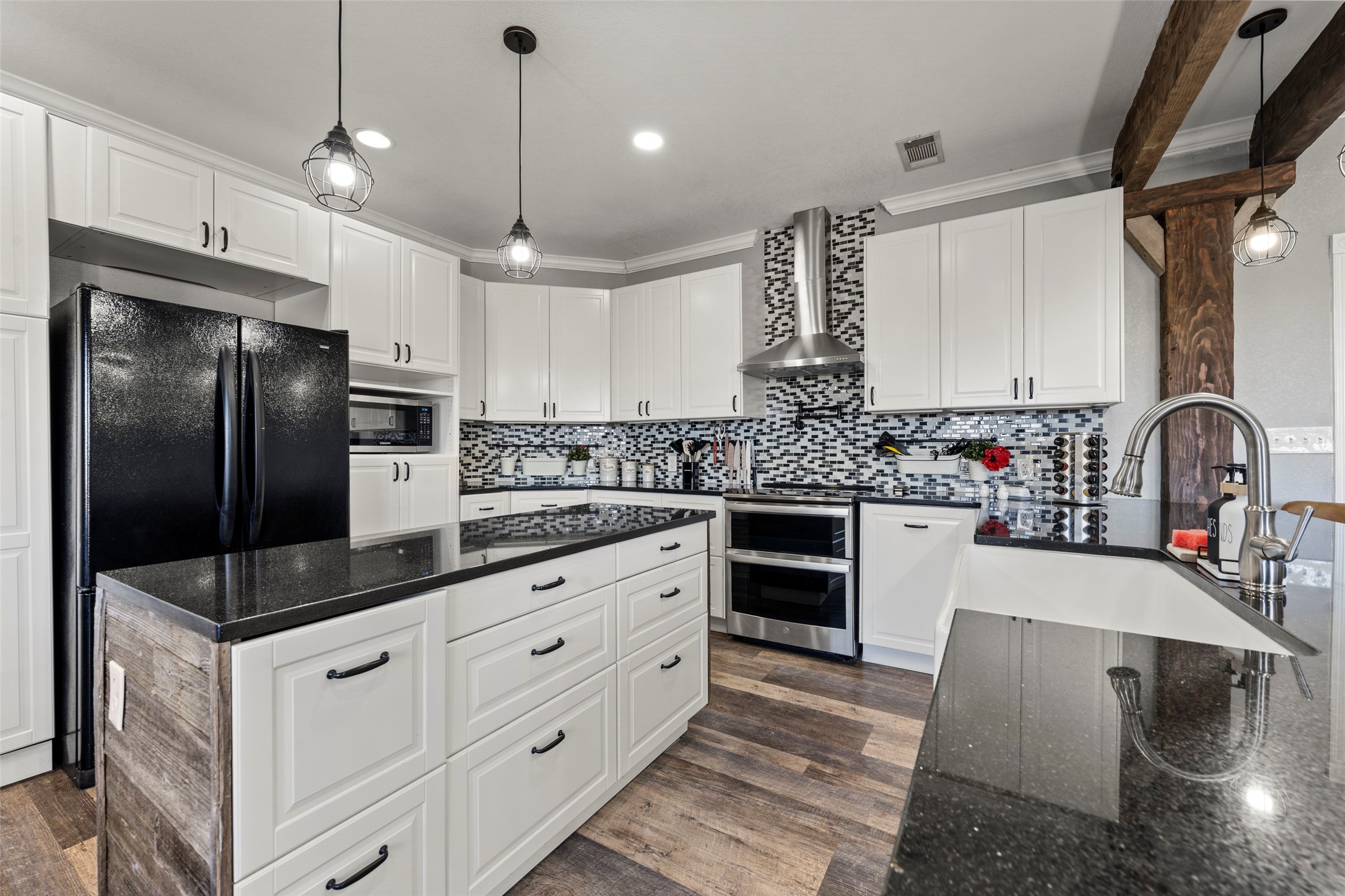 265 Wade Road Eddy TX 76524