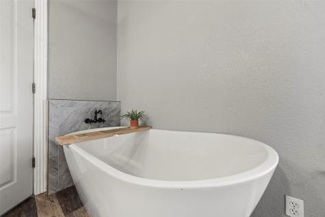 265 Wade Road Eddy TX 76524
