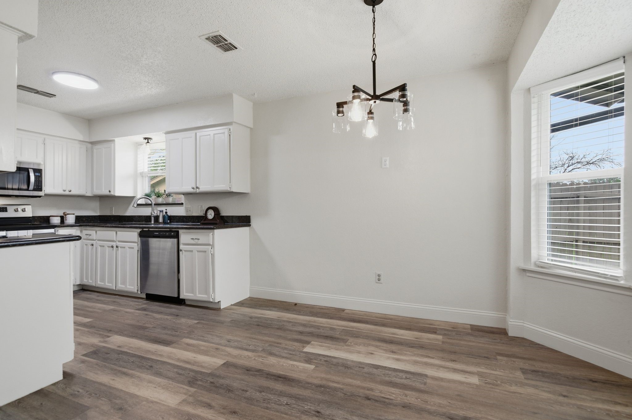 6449 Highview Terrace Watauga TX 76148