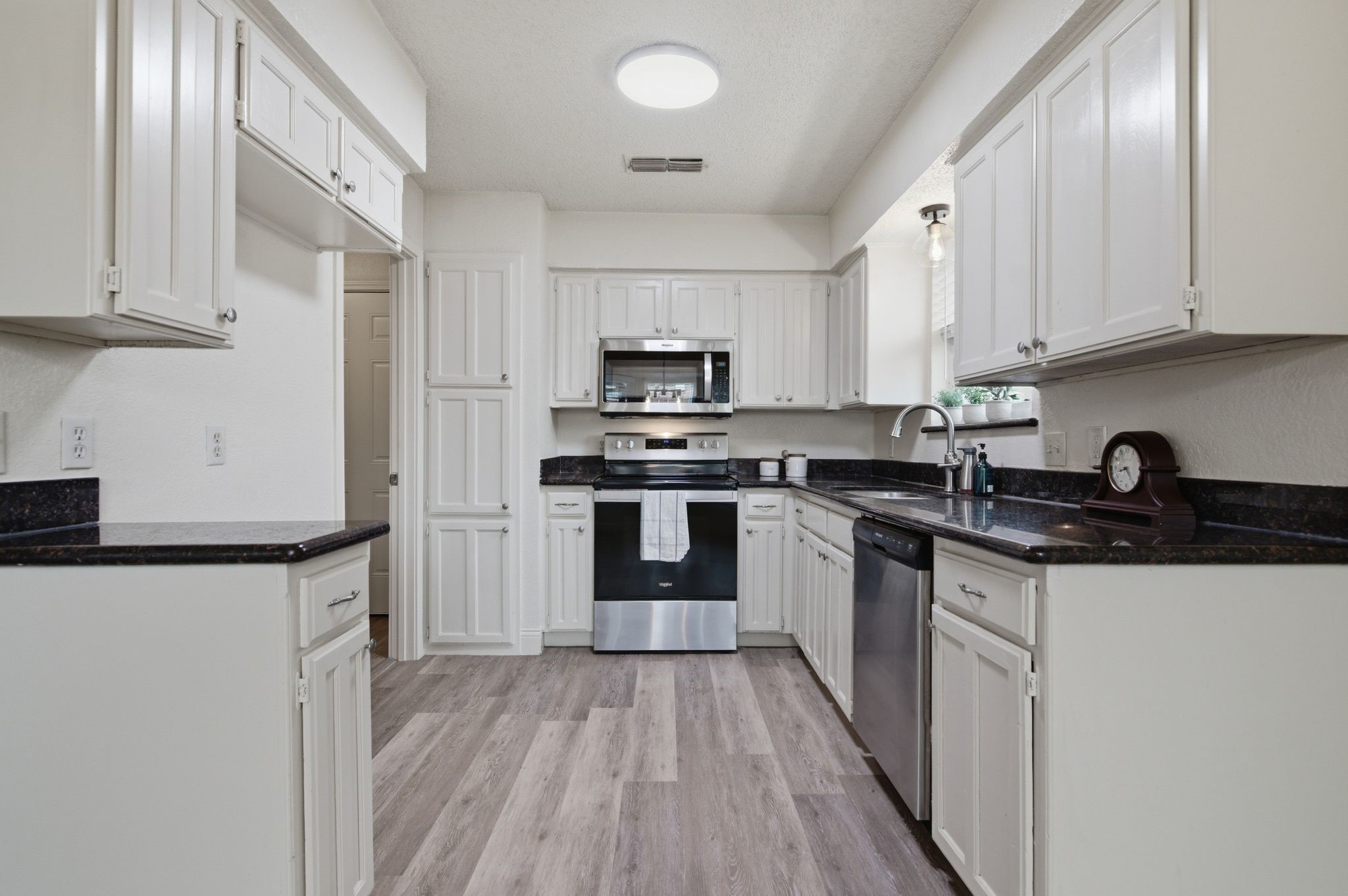 6449 Highview Terrace Watauga TX 76148