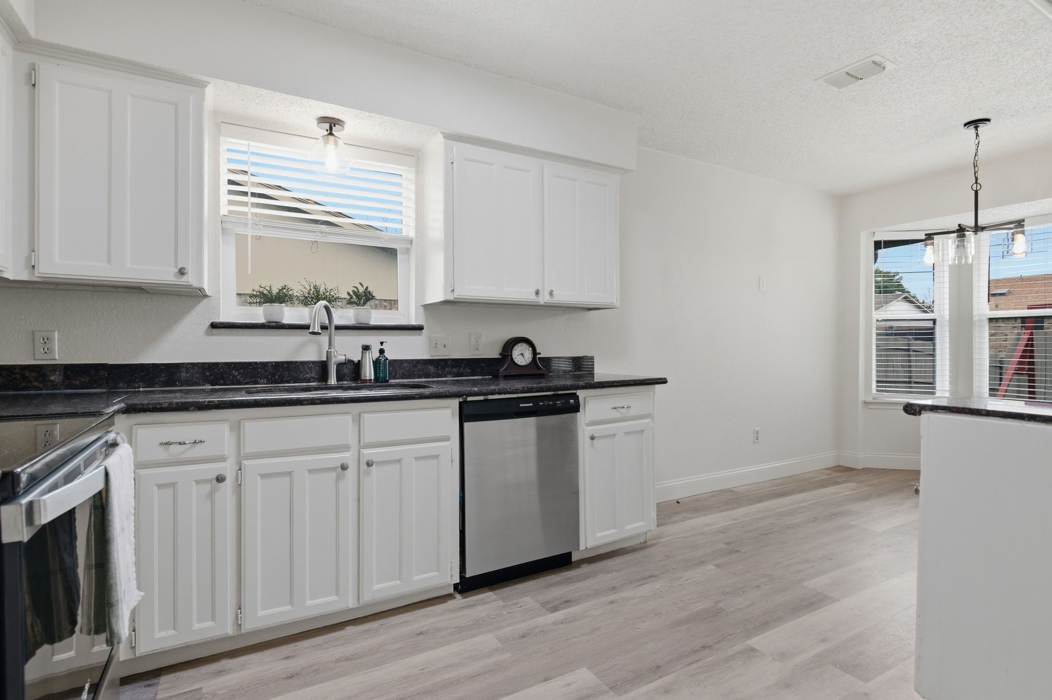 6449 Highview Terrace Watauga TX 76148