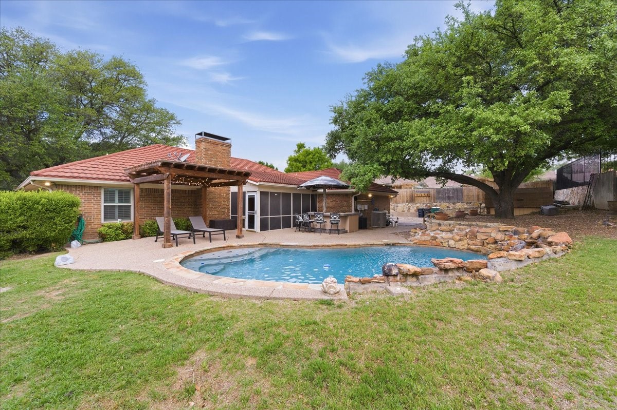 8325 Crosswind Drive Fort Worth TX 76179